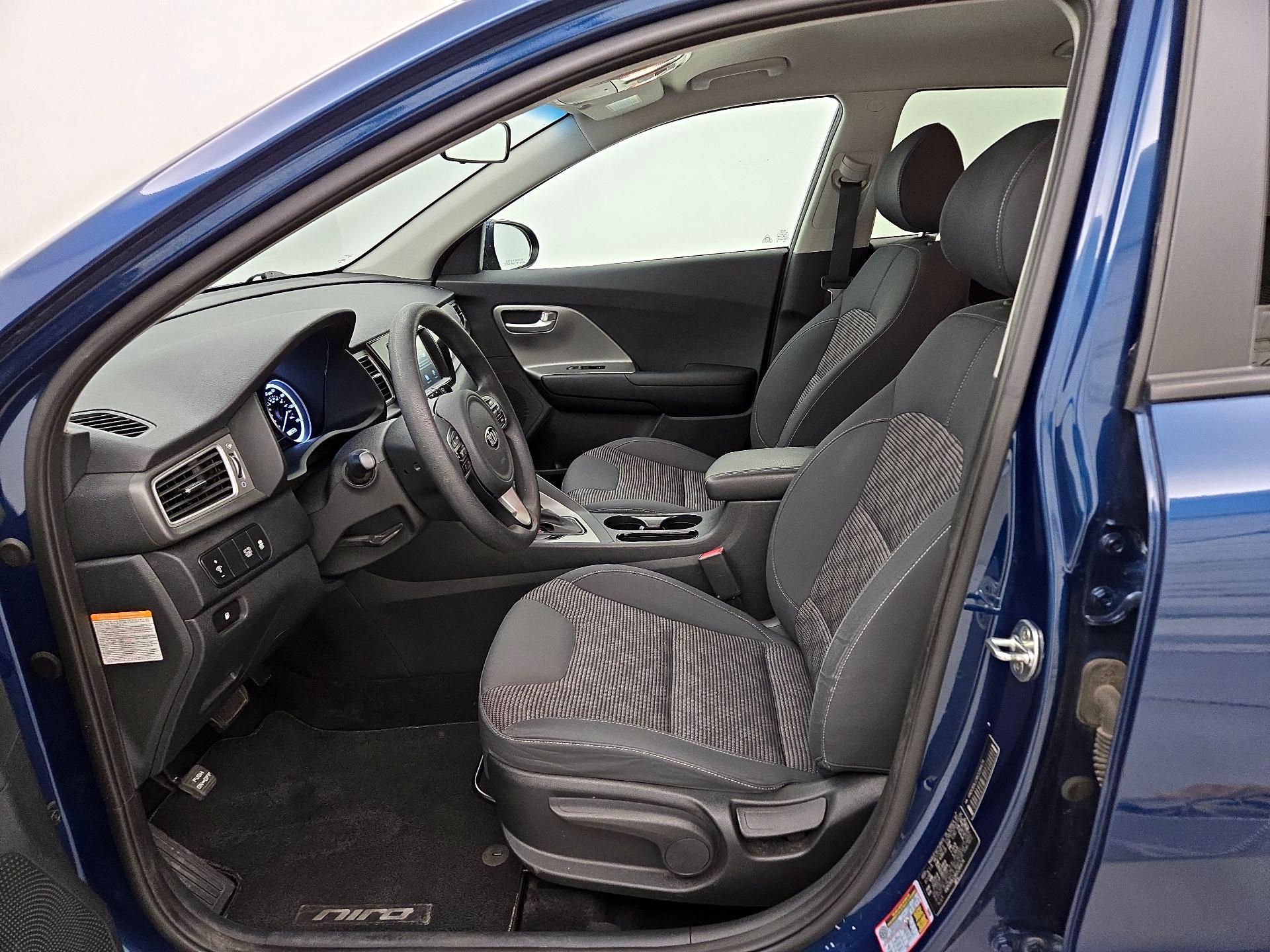 Thumbnail: 2019 Kia Niro - 11