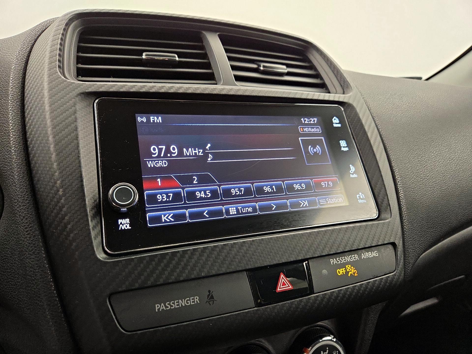 Thumbnail: 2019 Mitsubishi Outlander Sport - 15