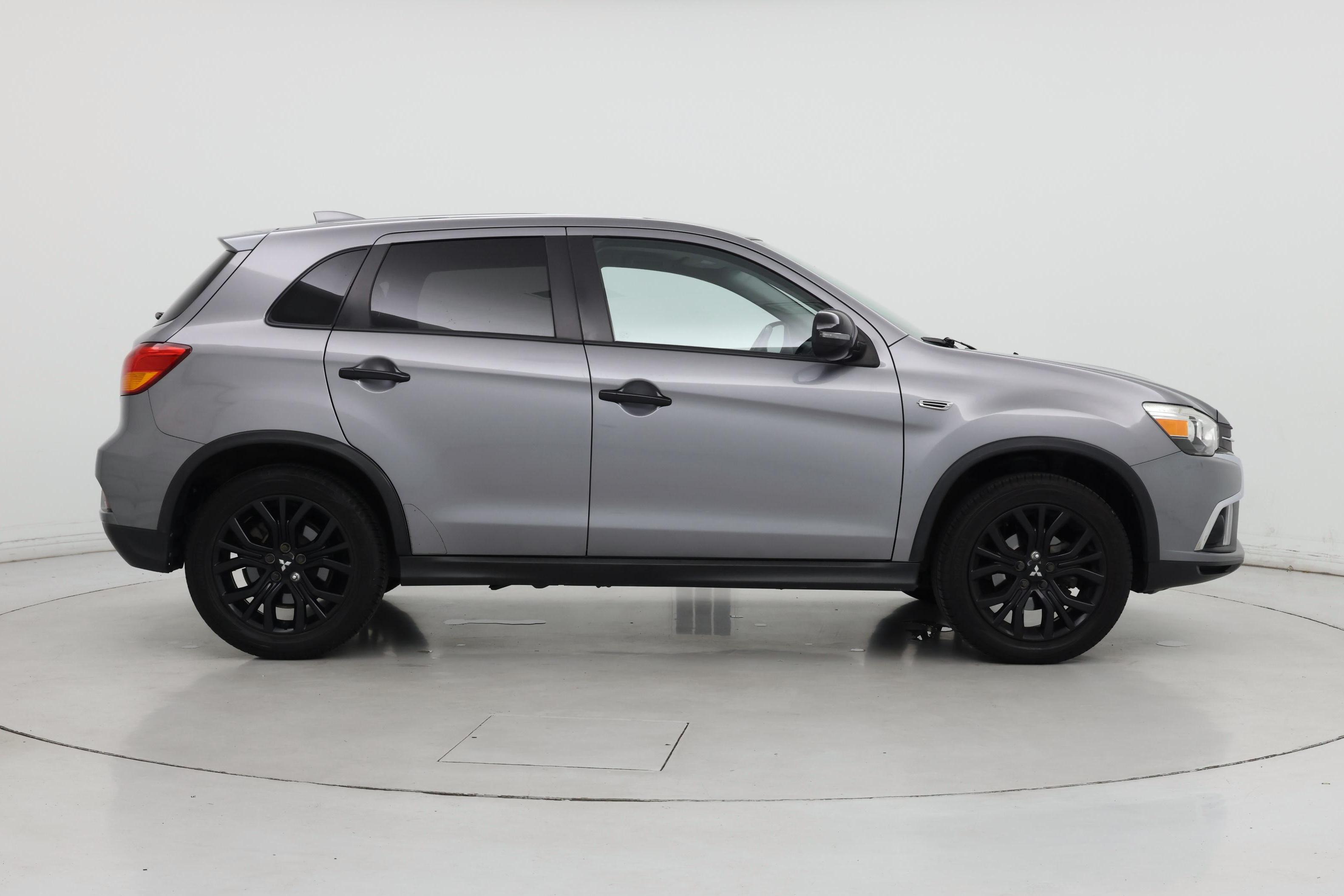 Thumbnail: 2019 Mitsubishi Outlander Sport - 7
