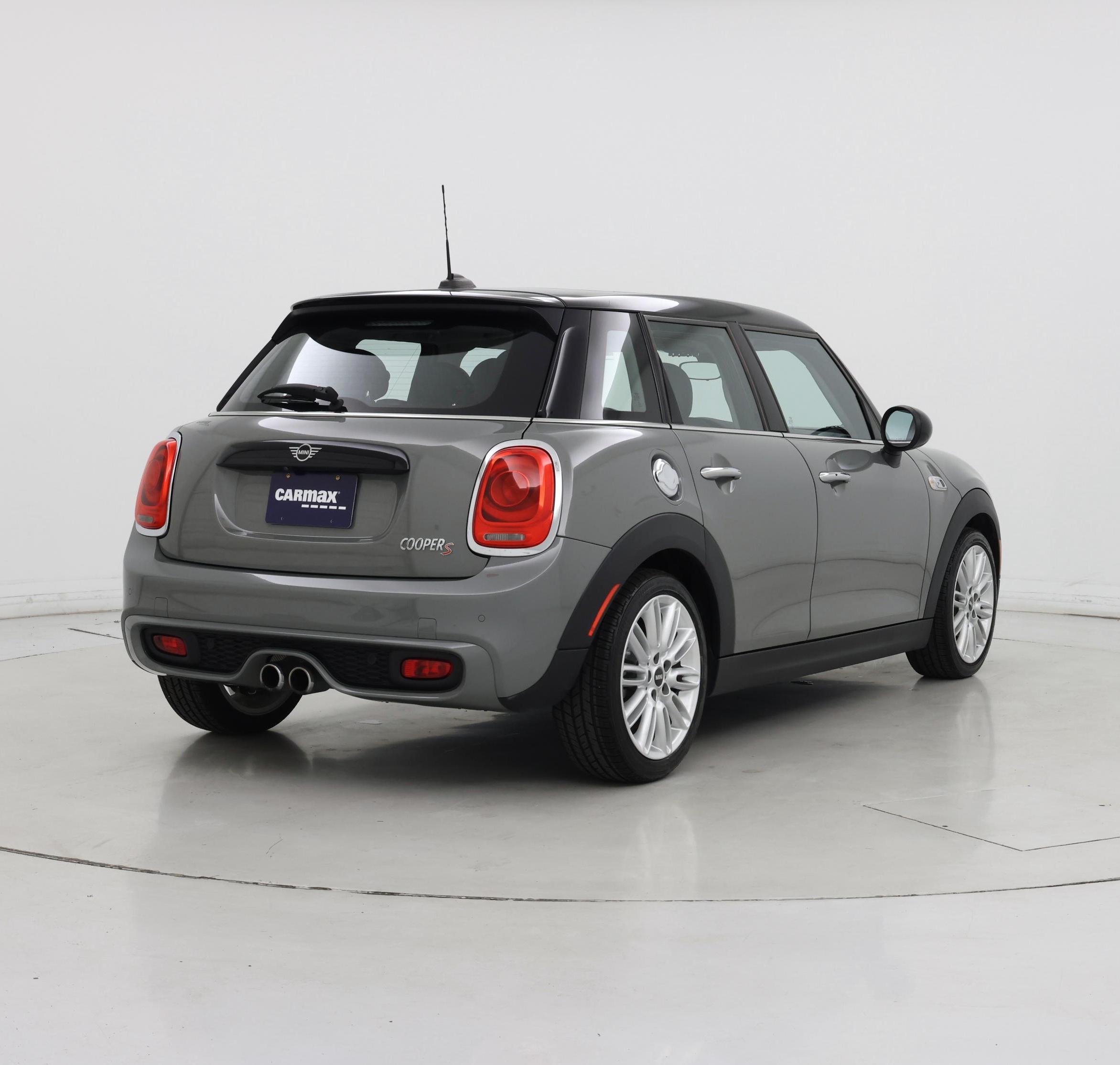 Thumbnail: 2019 MINI Cooper Hardtop - 8