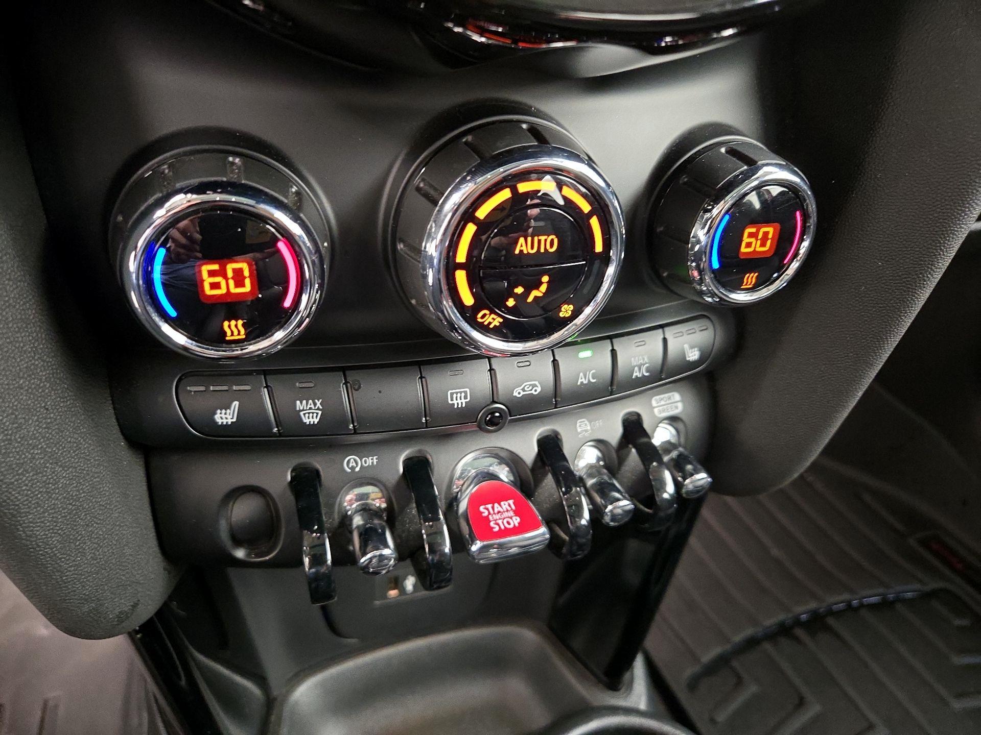 Thumbnail: 2024 MINI Cooper Hardtop - 17