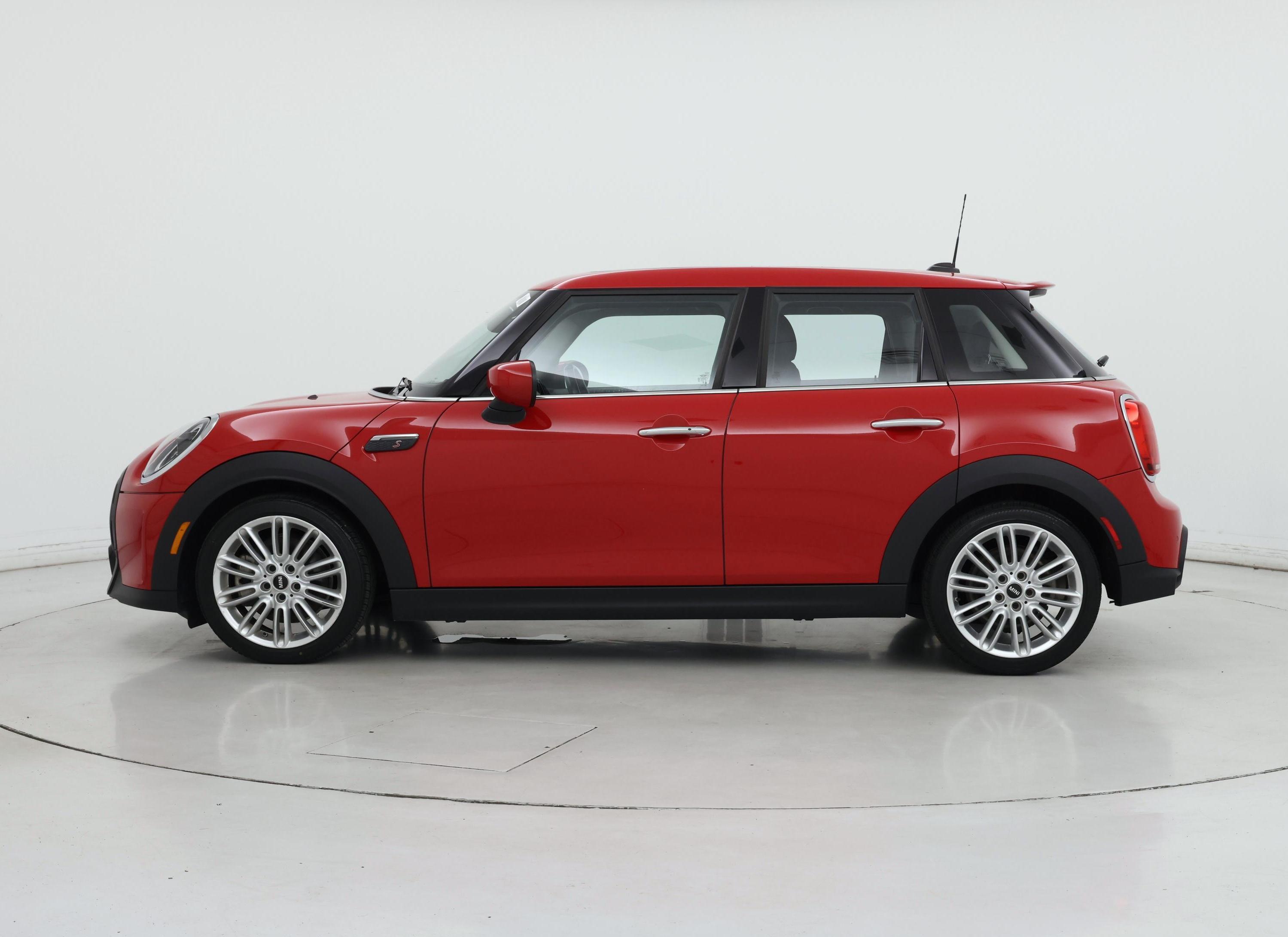 Thumbnail: 2024 MINI Cooper Hardtop - 3