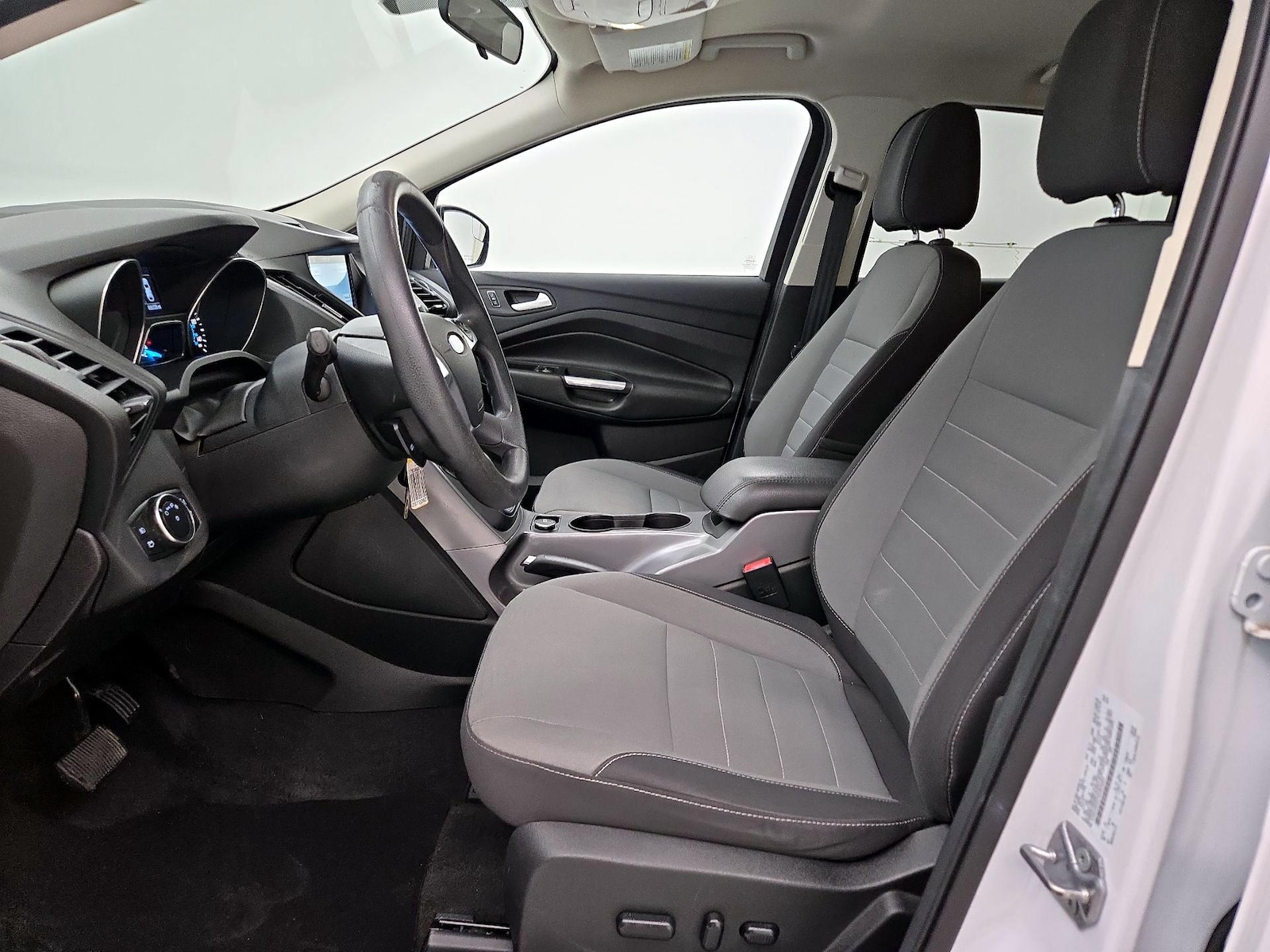 Power Seat(s) & Side Airbags