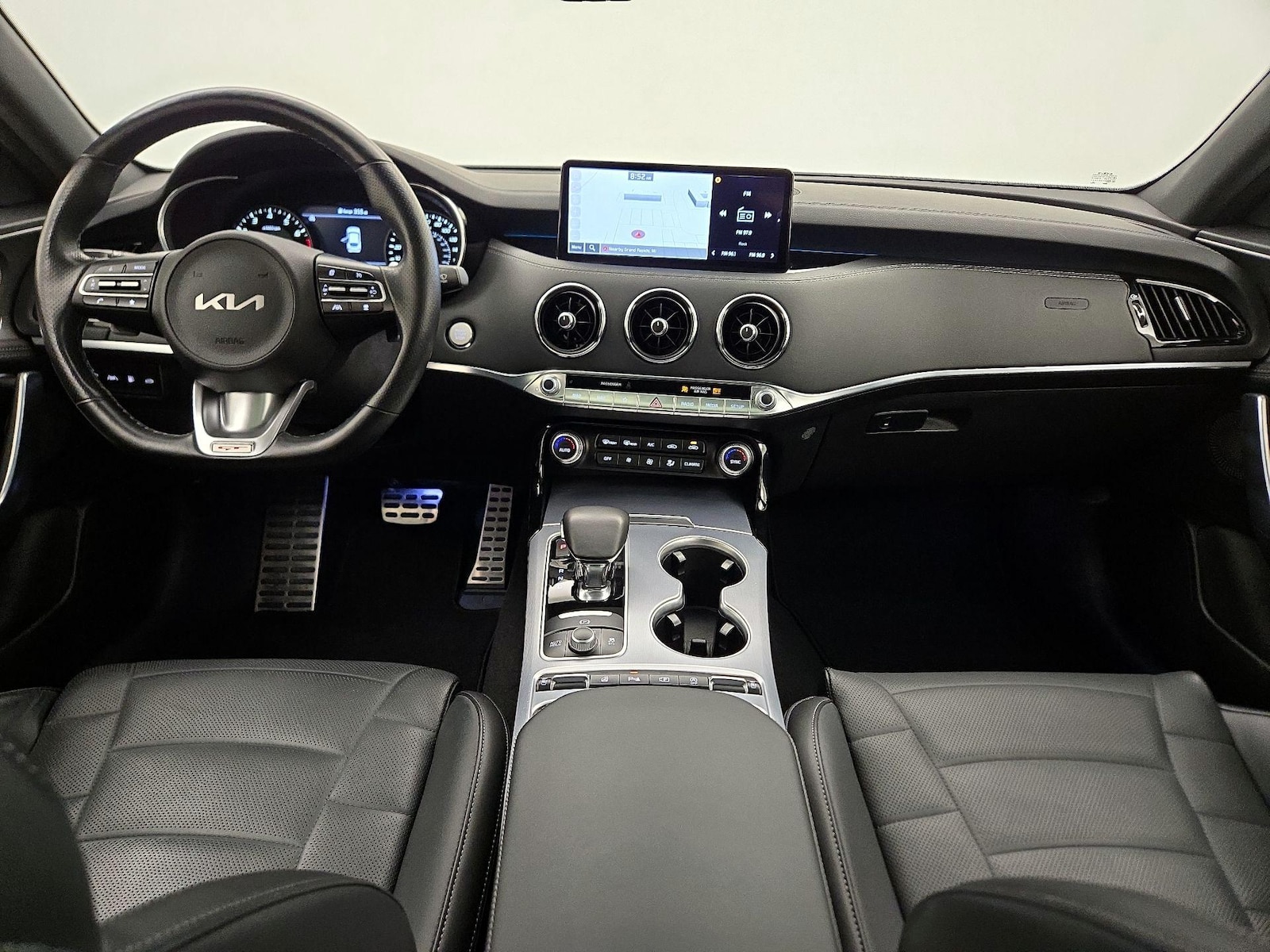 Apple CarPlay® & Android Auto™