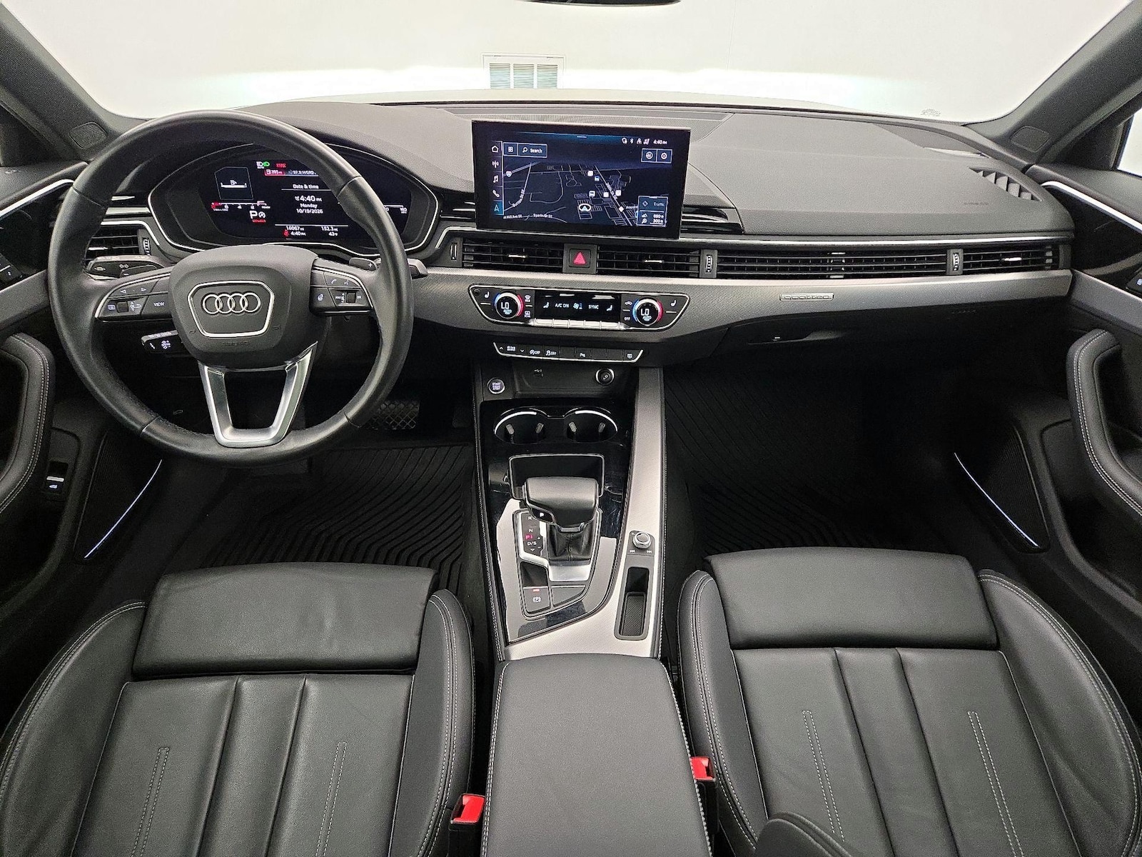 Apple CarPlay® & Android Auto™
