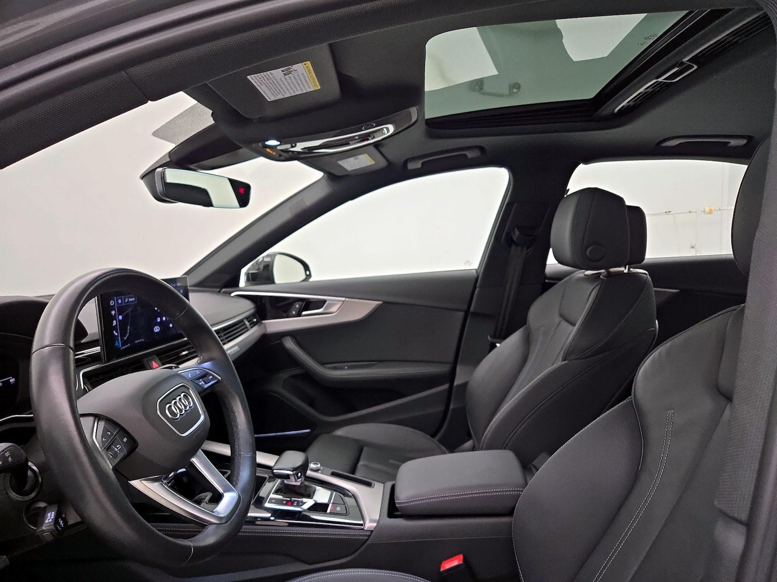 Sunroof(s) & Overhead Airbags