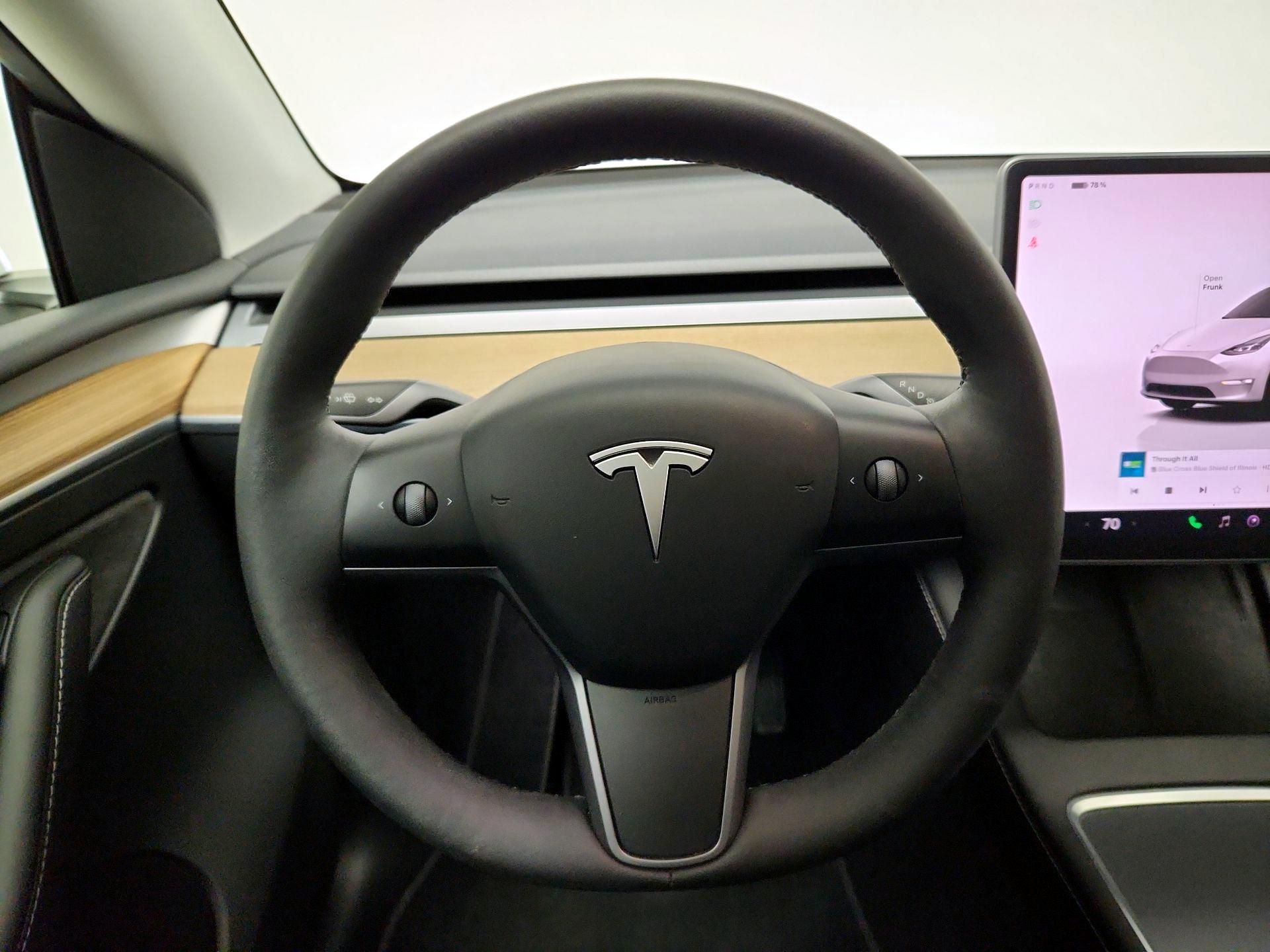 Thumbnail: 2023 Tesla Model Y - 10