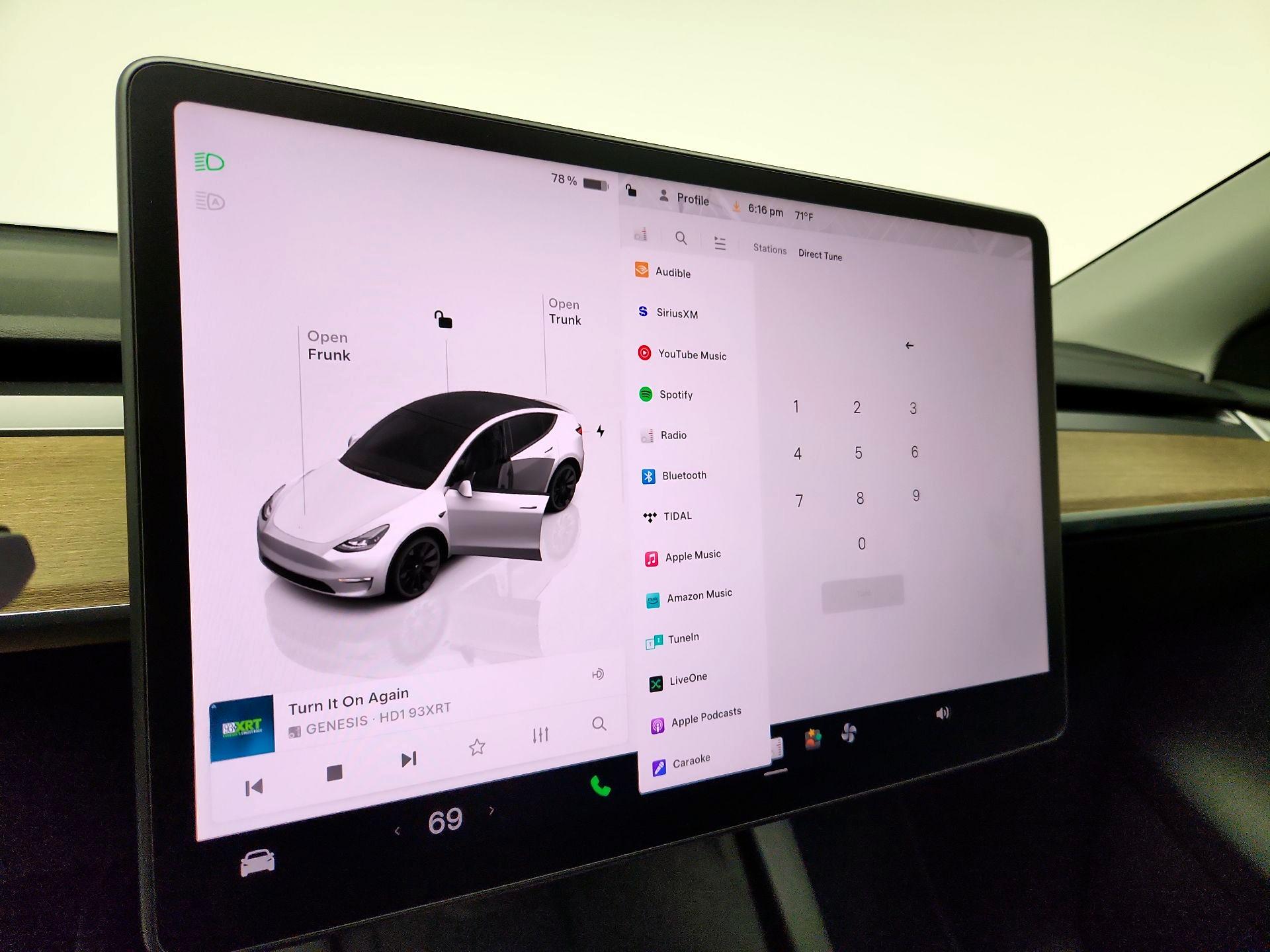 Thumbnail: 2023 Tesla Model Y - 15