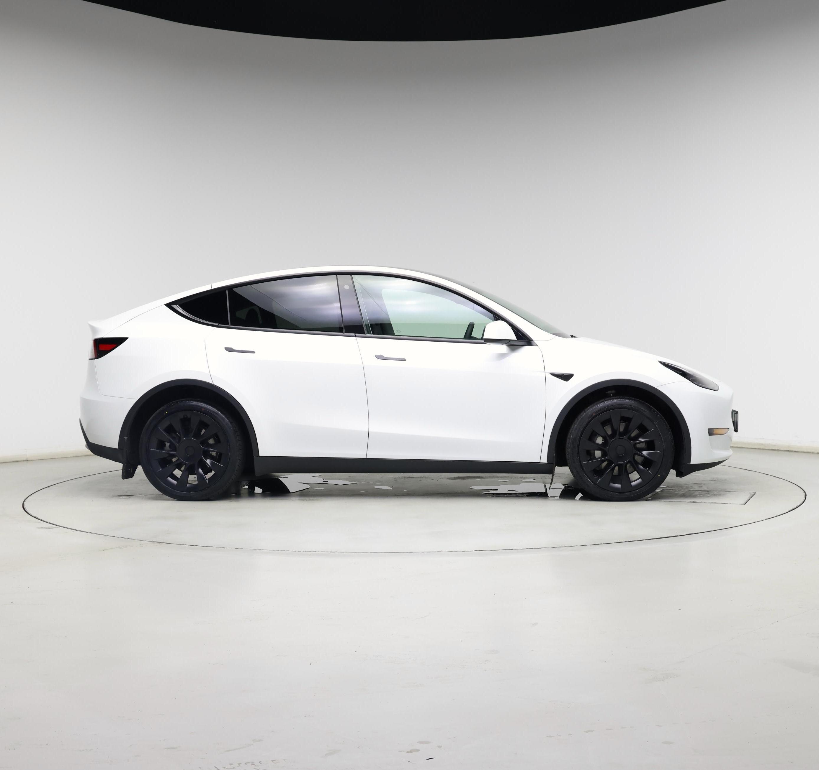 Thumbnail: 2023 Tesla Model Y - 7