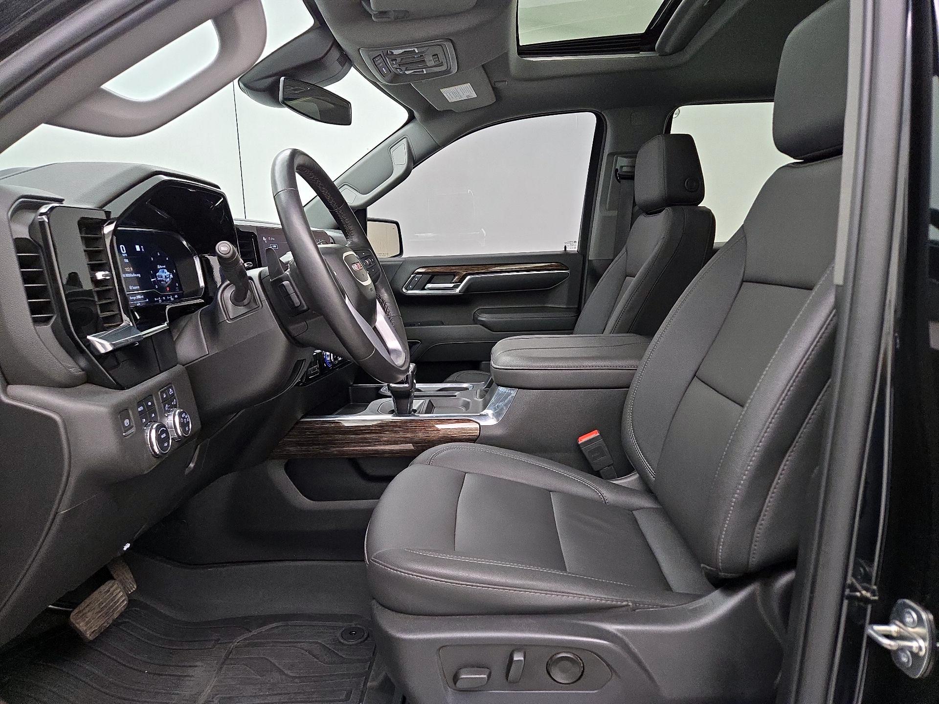 Thumbnail: 2023 GMC Sierra 1500 - 11