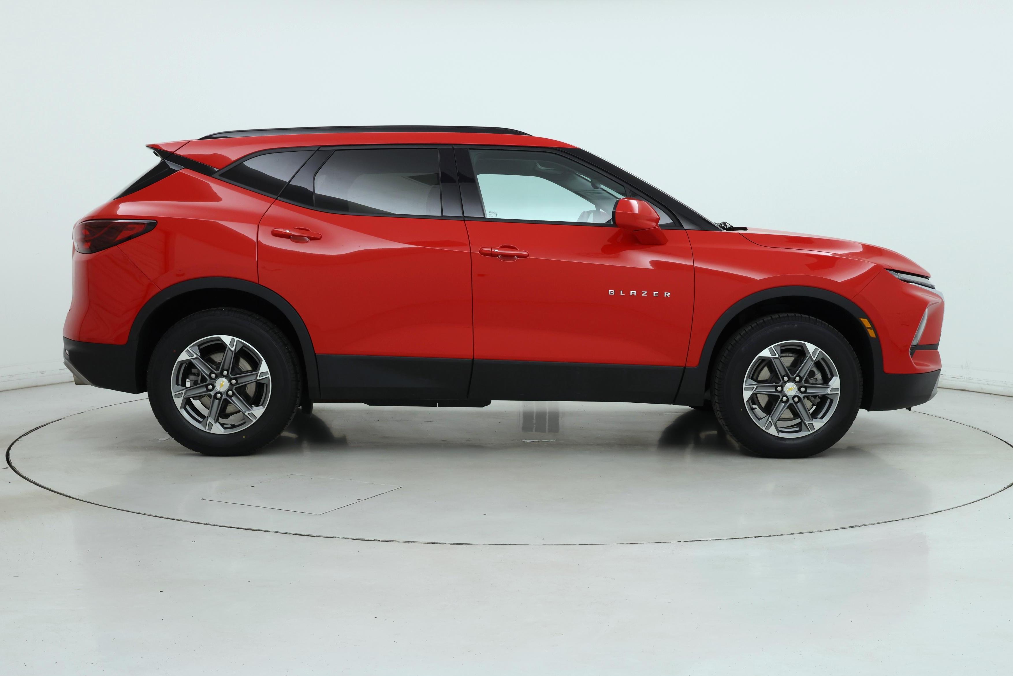 Thumbnail: 2023 Chevrolet Blazer - 7