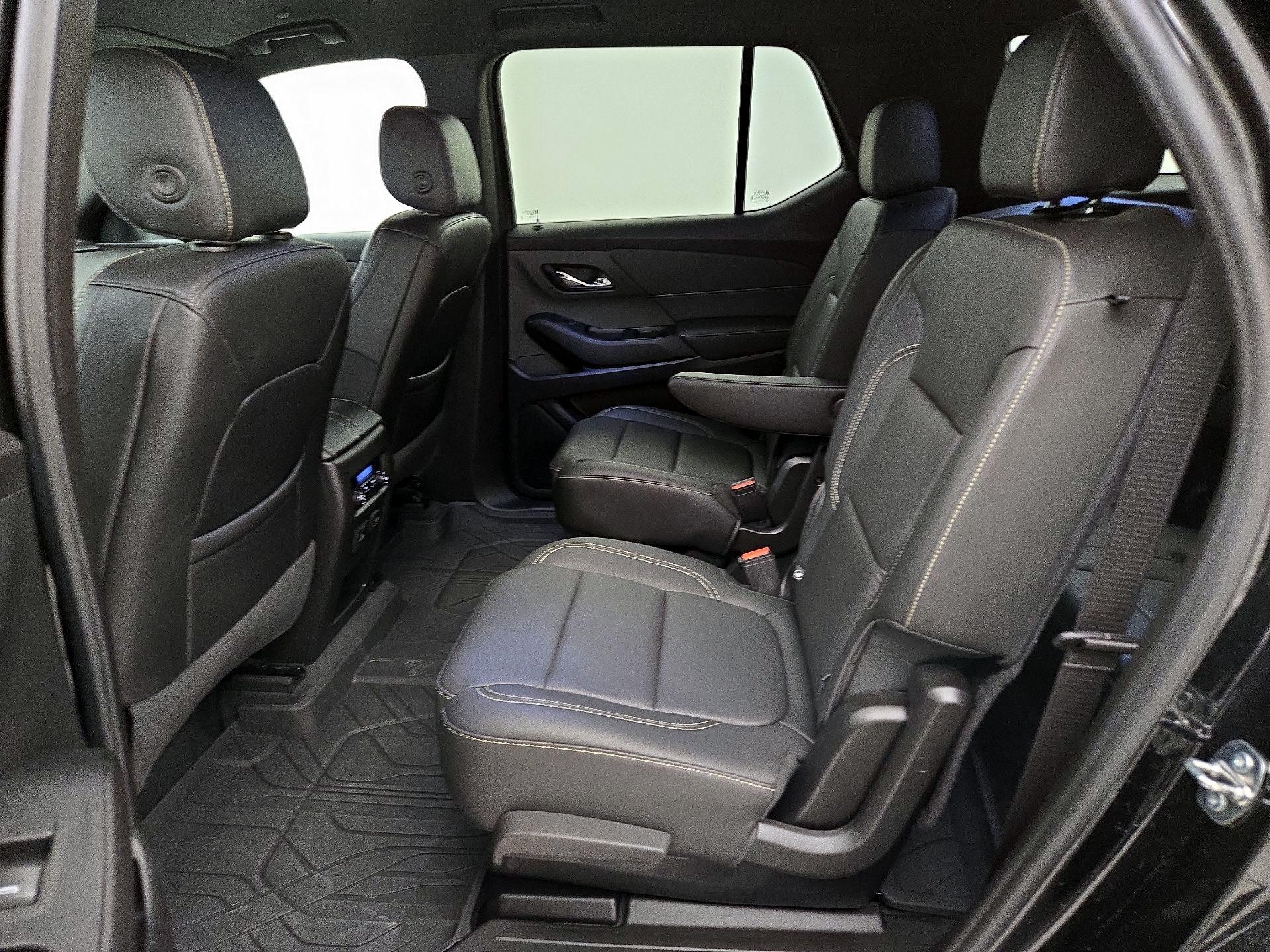 Thumbnail: 2023 Chevrolet Traverse - 20