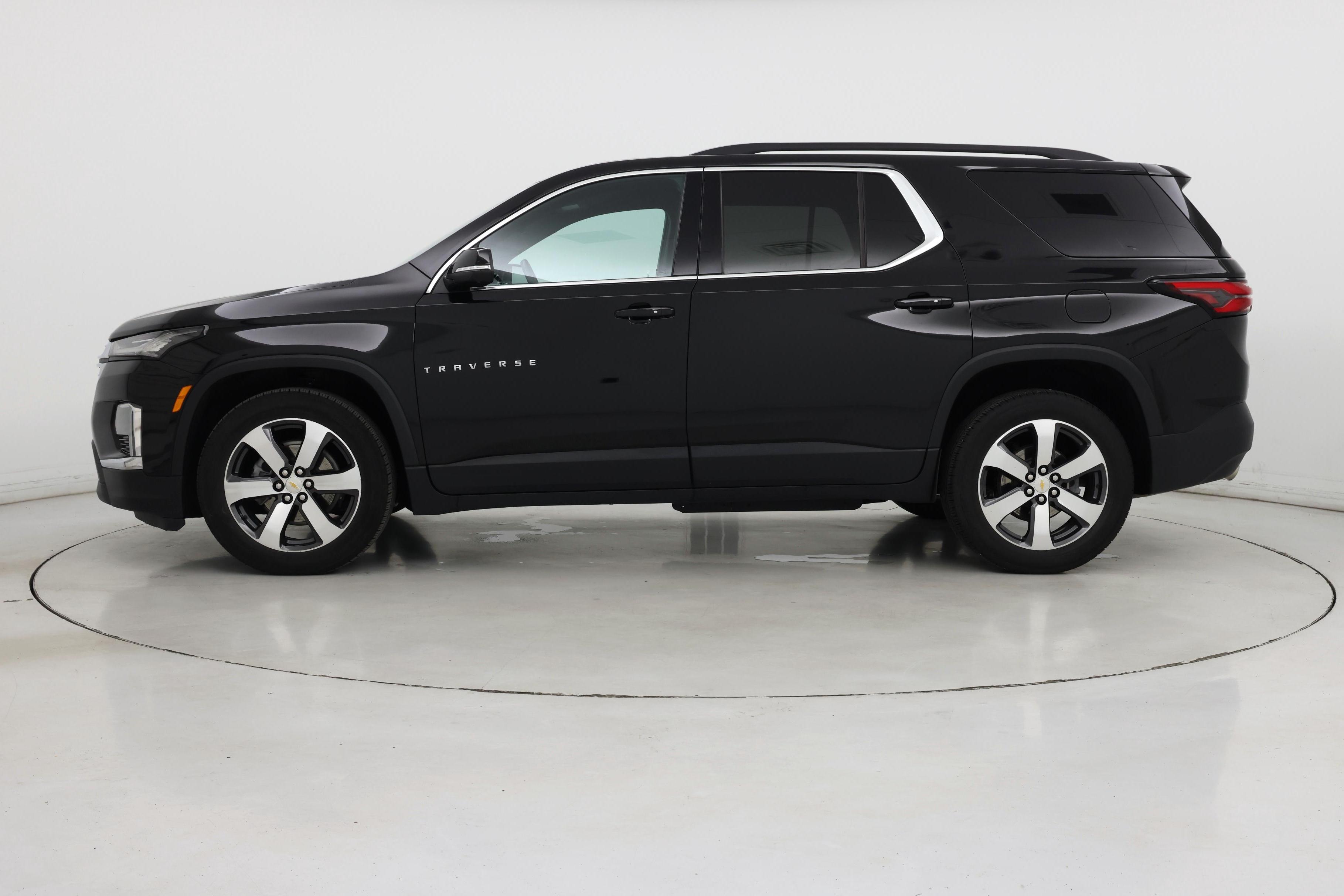 Thumbnail: 2023 Chevrolet Traverse - 3