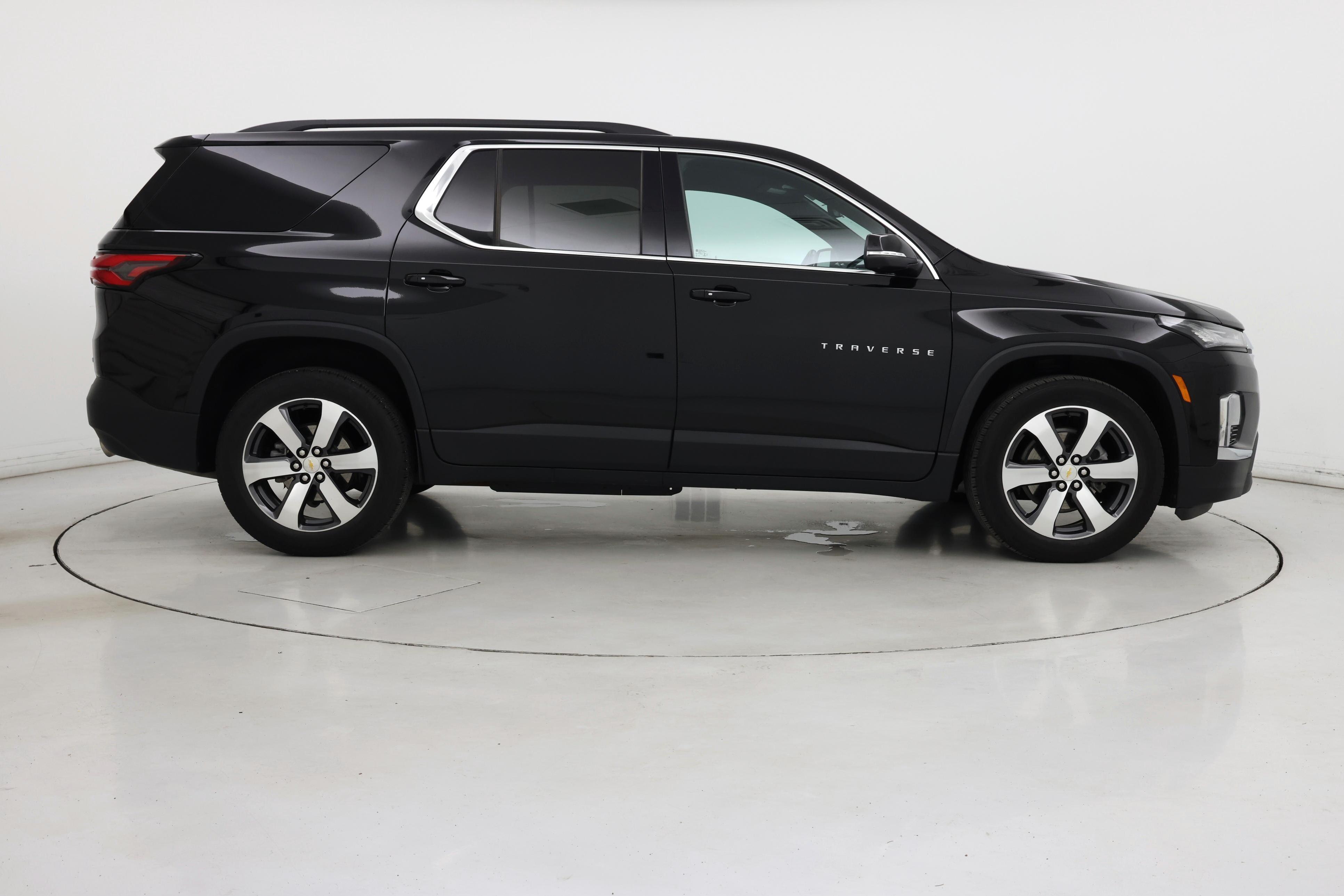 Thumbnail: 2023 Chevrolet Traverse - 7