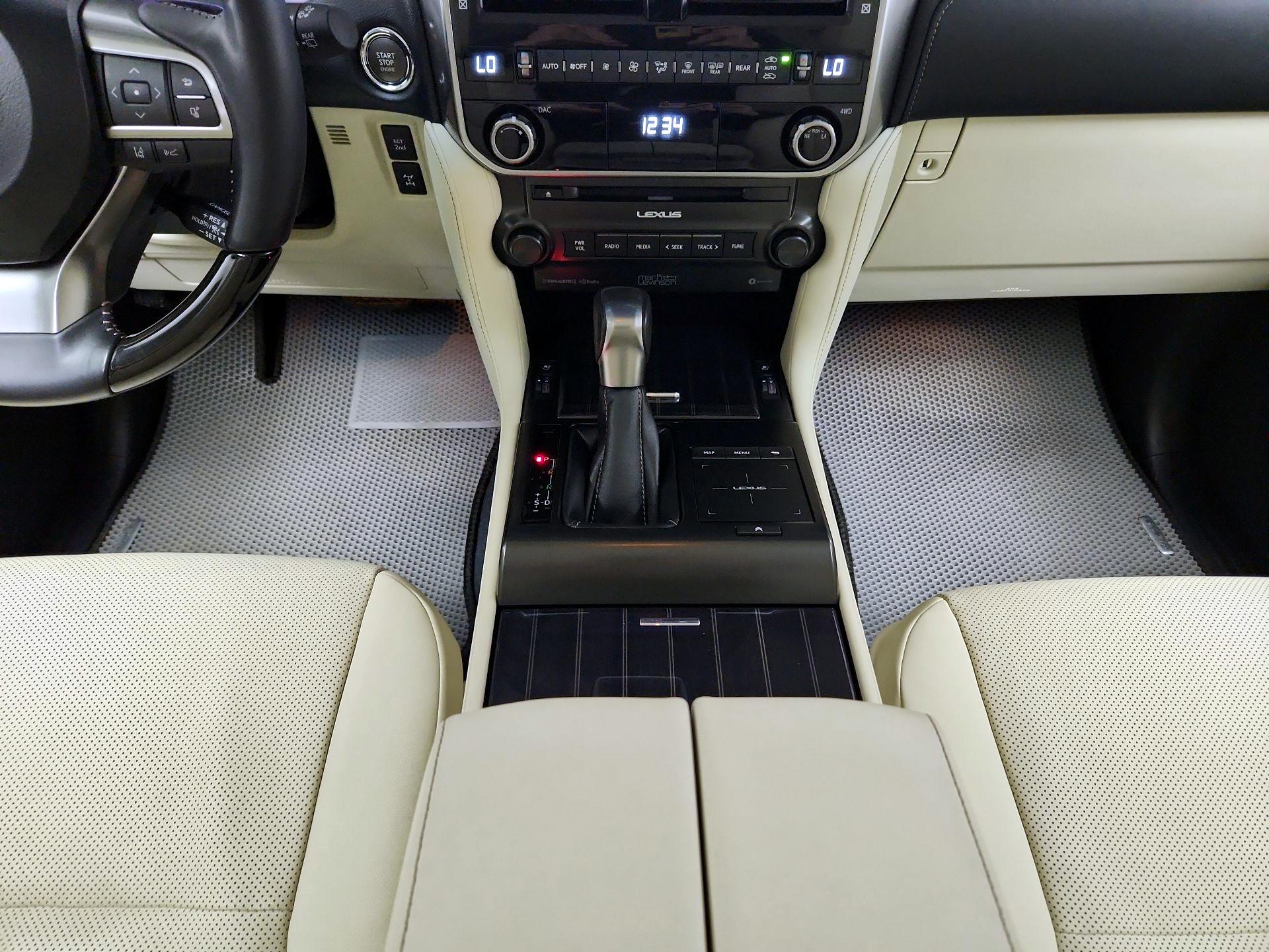 Thumbnail: 2023 Lexus GX - 18