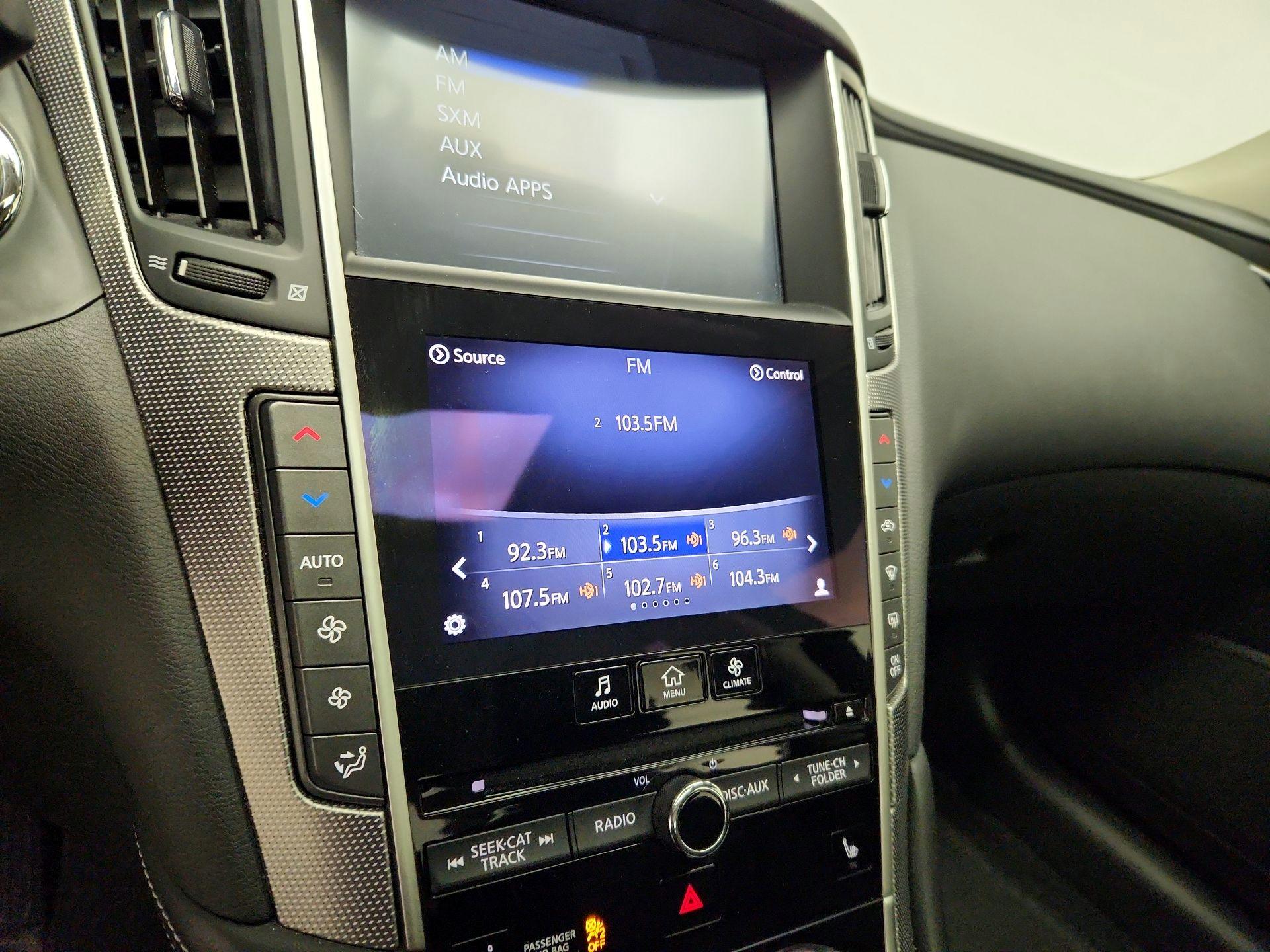 Thumbnail: 2014 INFINITI Q50 - 15