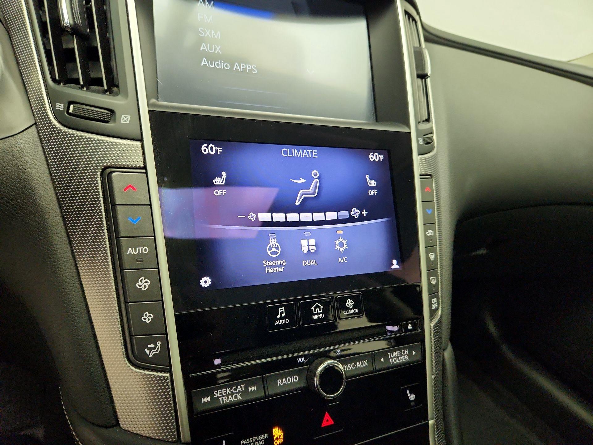 Thumbnail: 2014 INFINITI Q50 - 16