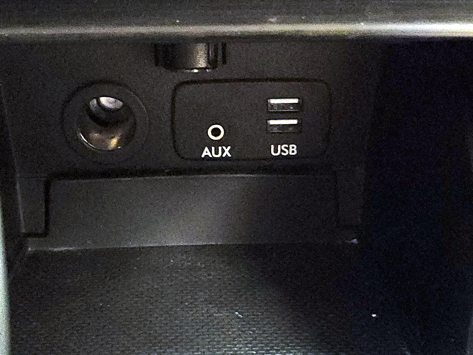 Thumbnail: 2015 Subaru Outback - 18