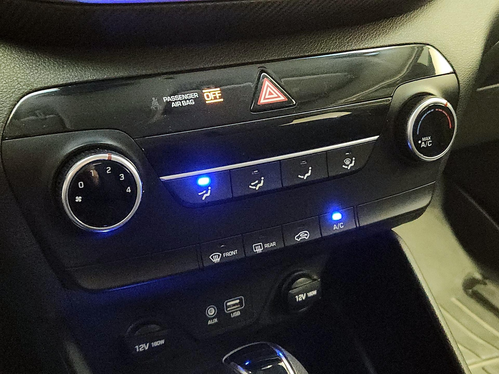 2019 Hyundai Tucson SE - Photo 17