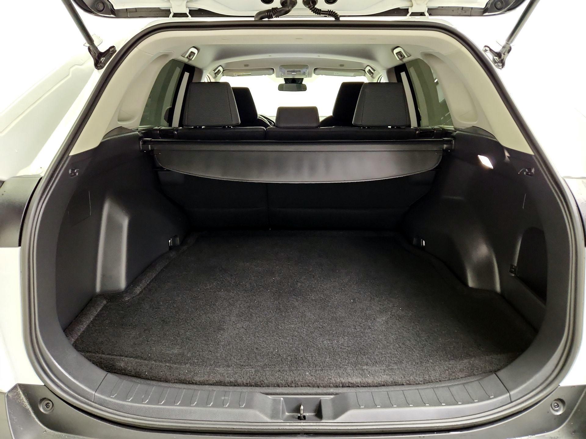 Thumbnail: 2024 Toyota RAV4 - 20