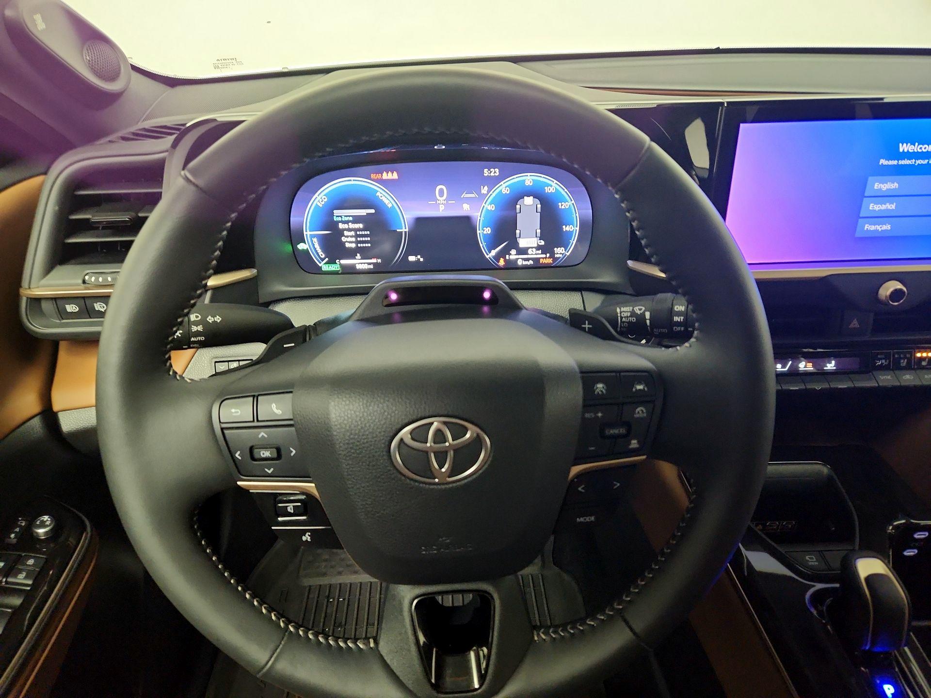 Thumbnail: 2025 Toyota Crown Signia - 10