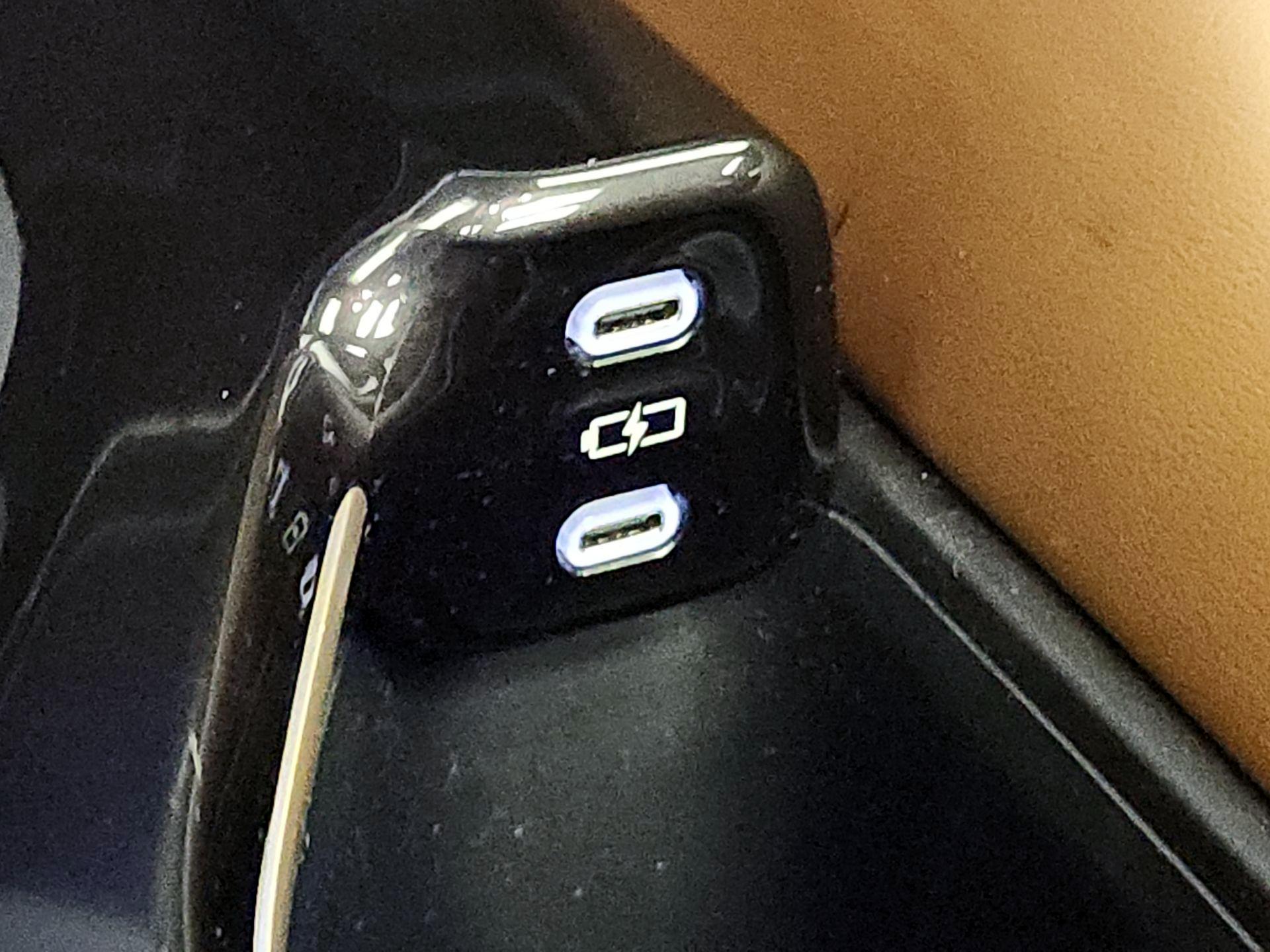 Thumbnail: 2025 Toyota Crown Signia - 18