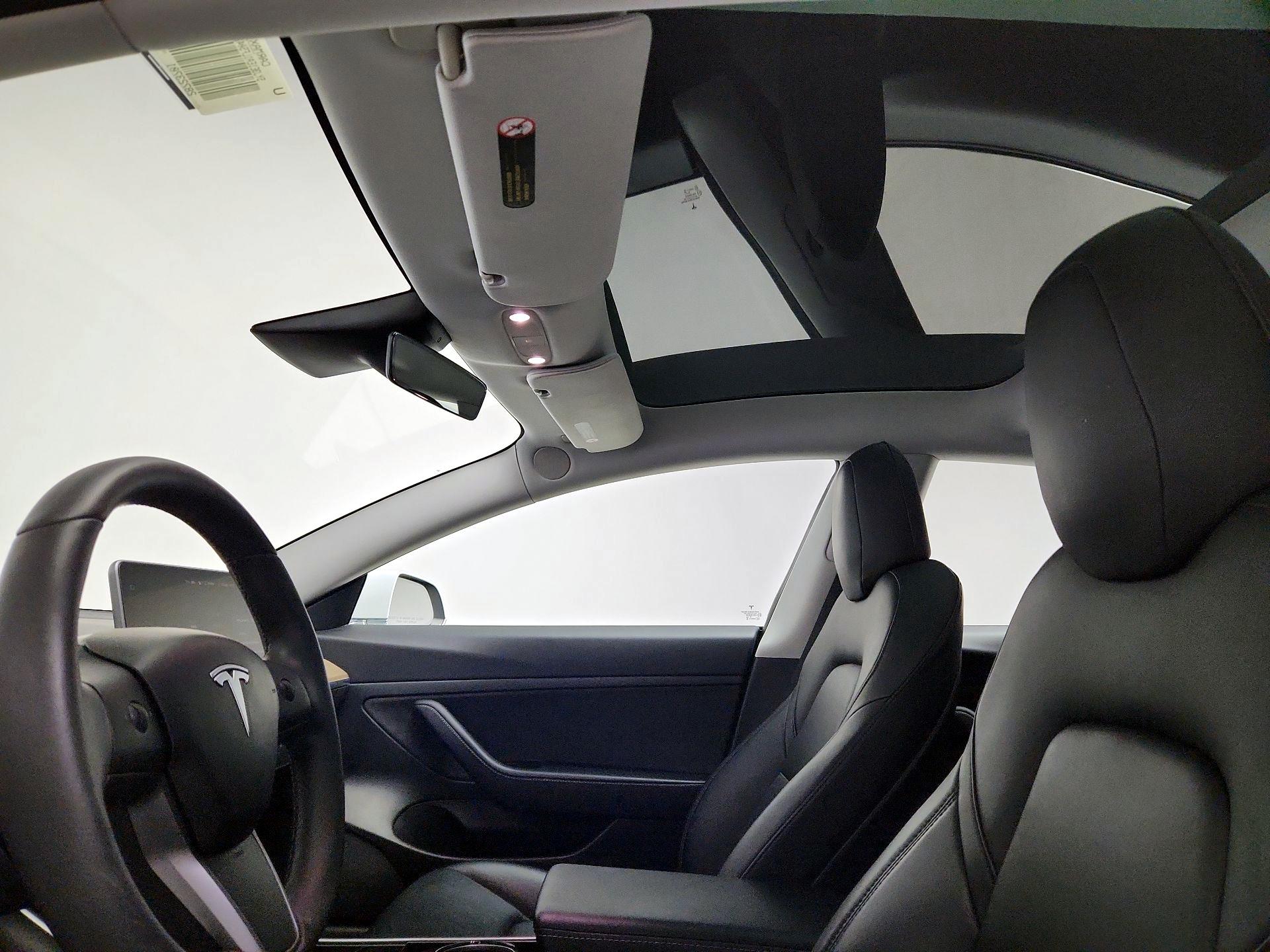 Thumbnail: 2020 Tesla Model 3 - 18