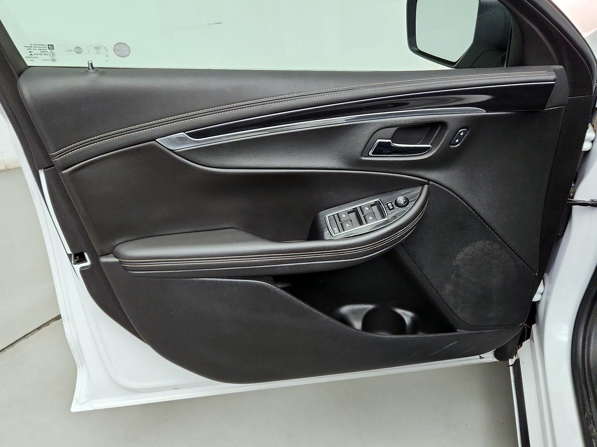 Thumbnail: 2017 Chevrolet Impala - 12