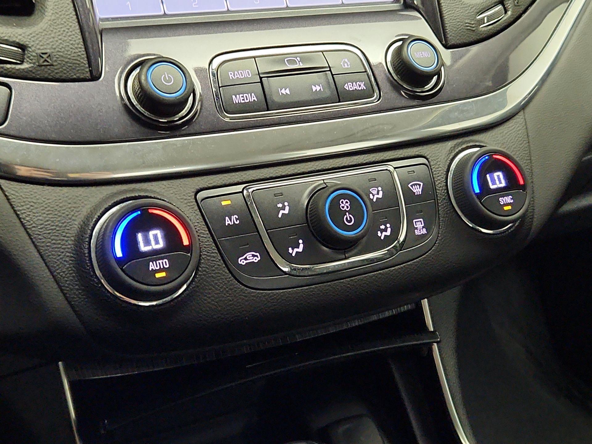 Thumbnail: 2017 Chevrolet Impala - 14