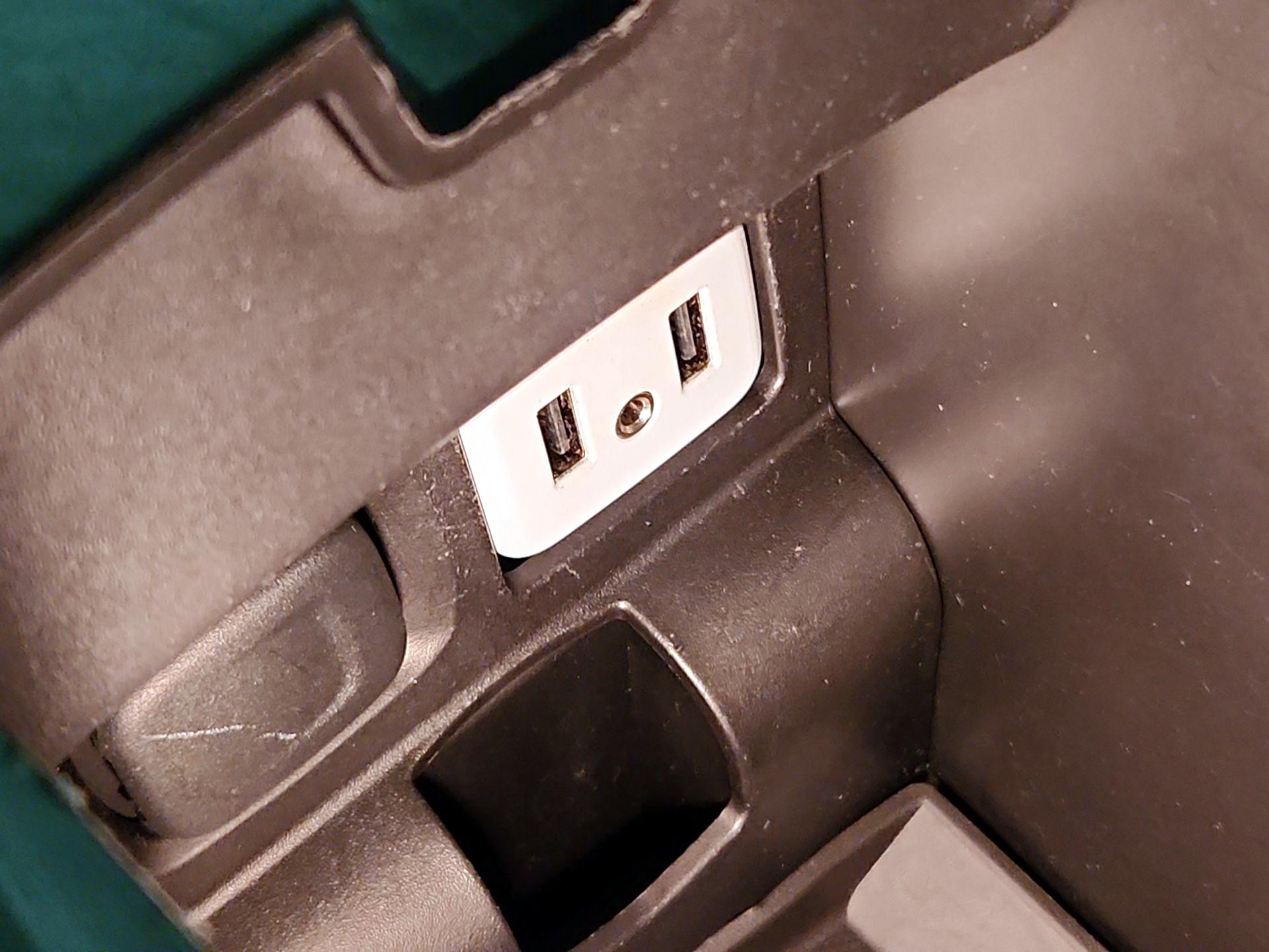 Thumbnail: 2017 Chevrolet Impala - 16