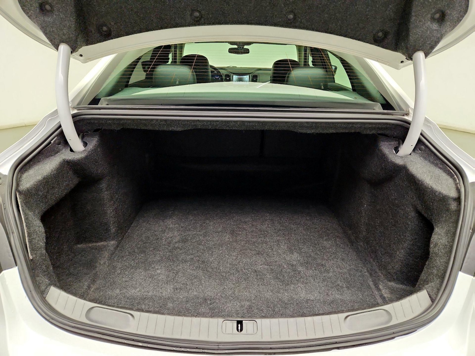 2017 Chevrolet Impala 1LT - Photo 19