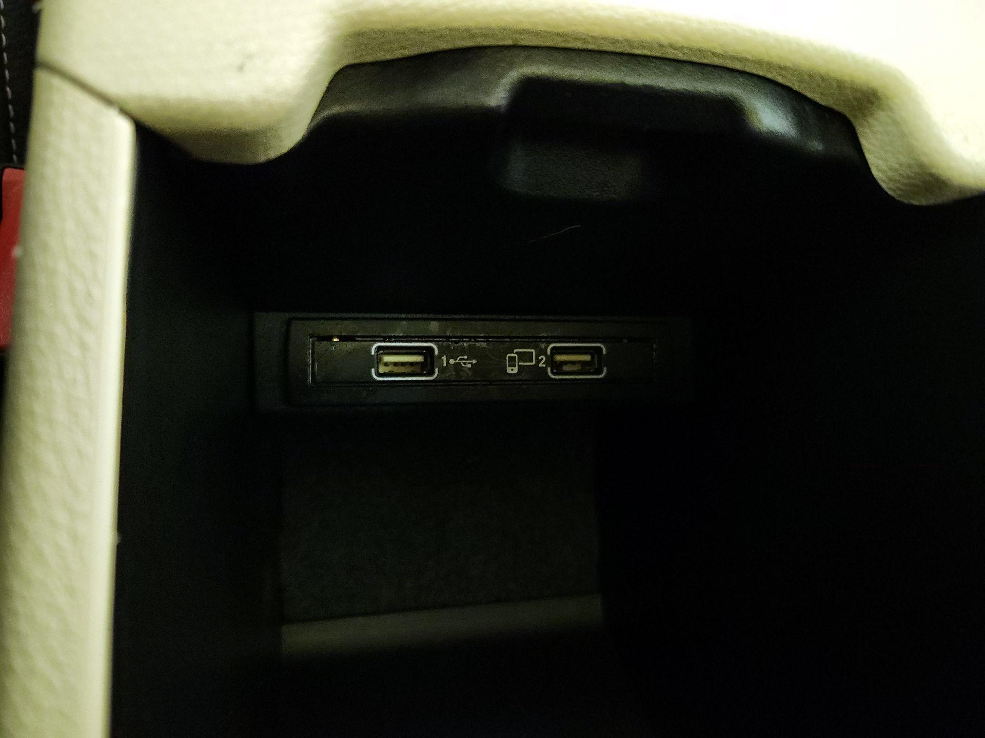 Thumbnail: 2017 Mercedes-Benz GLA - 19