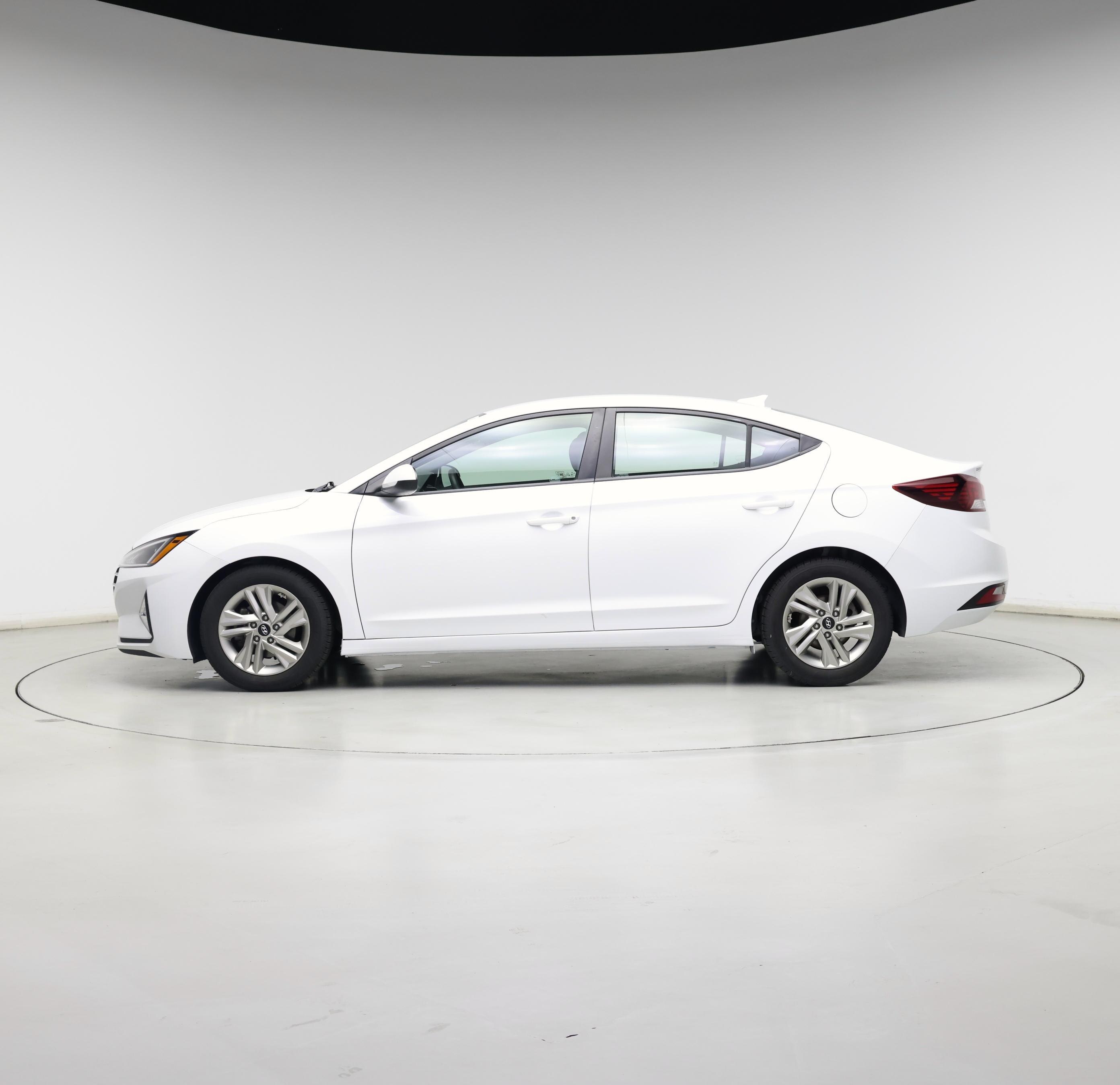 Thumbnail: 2020 Hyundai Elantra - 3
