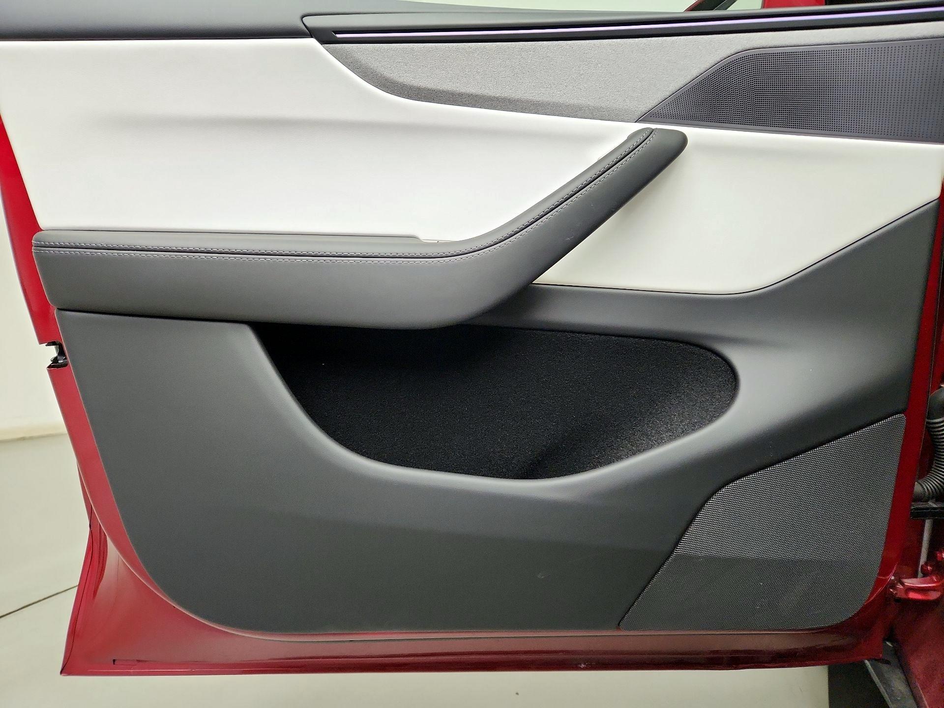 Thumbnail: 2026 Tesla Model Y - 12