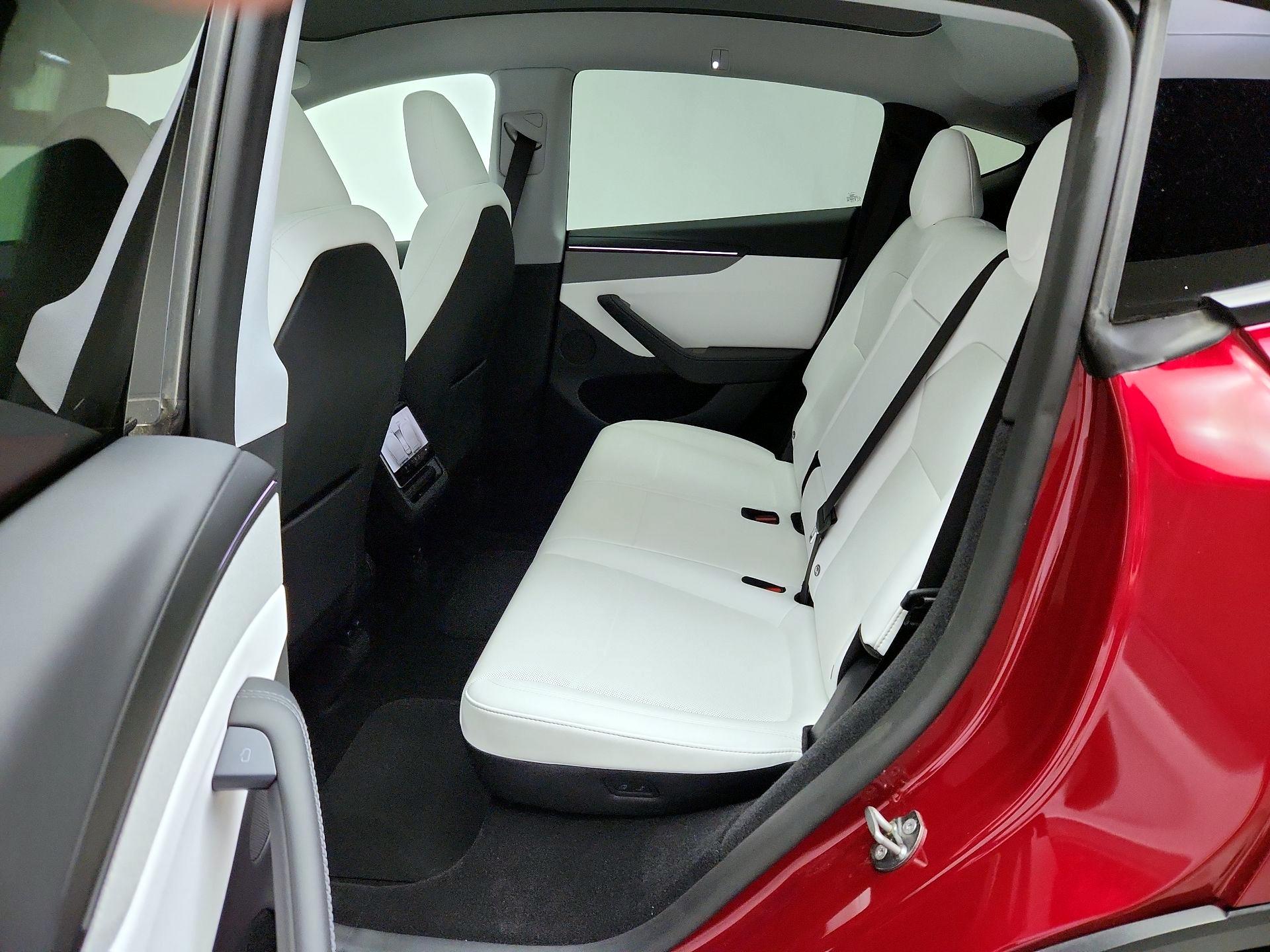 Thumbnail: 2026 Tesla Model Y - 19