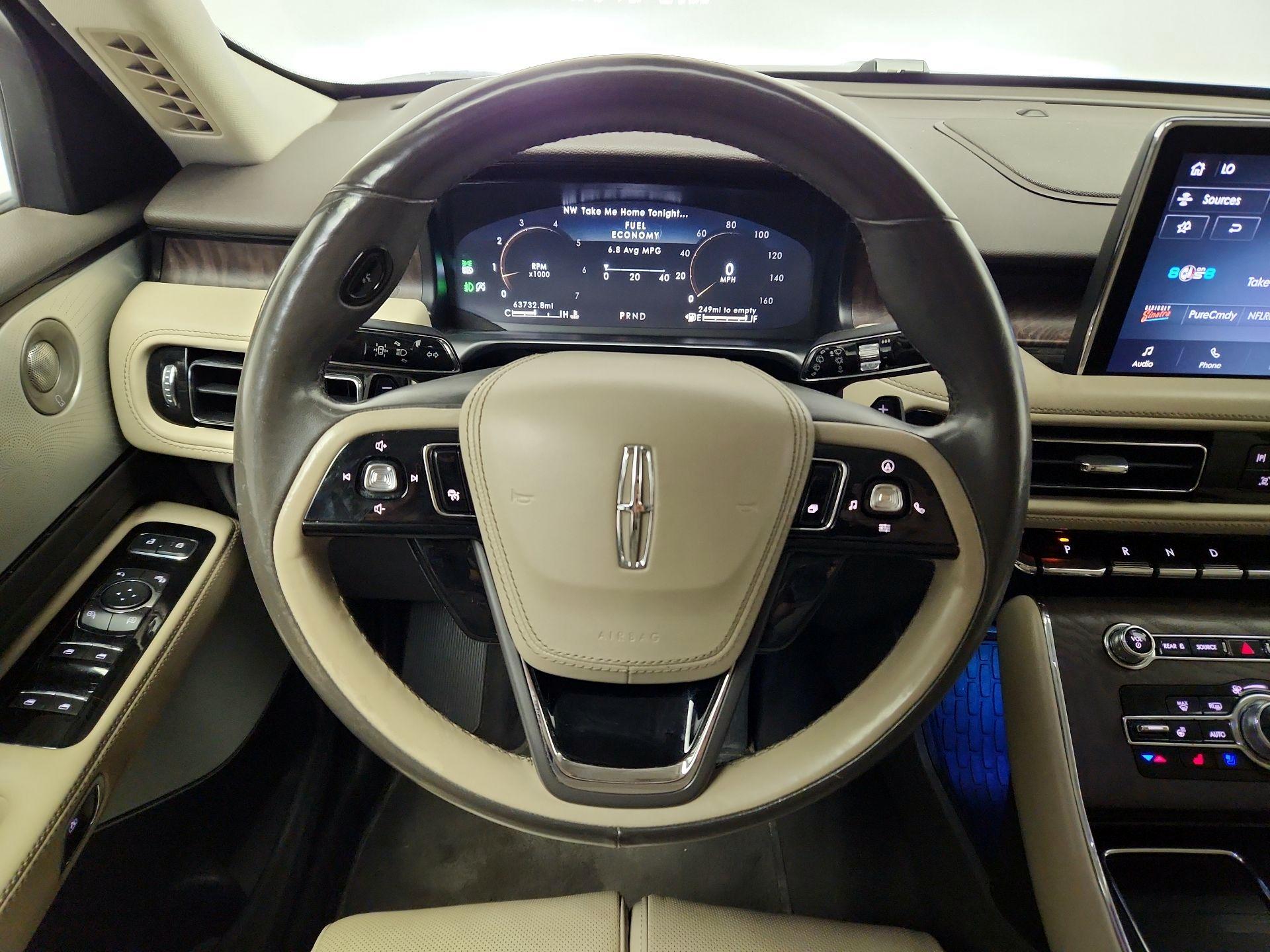 Thumbnail: 2021 Lincoln Aviator - 10