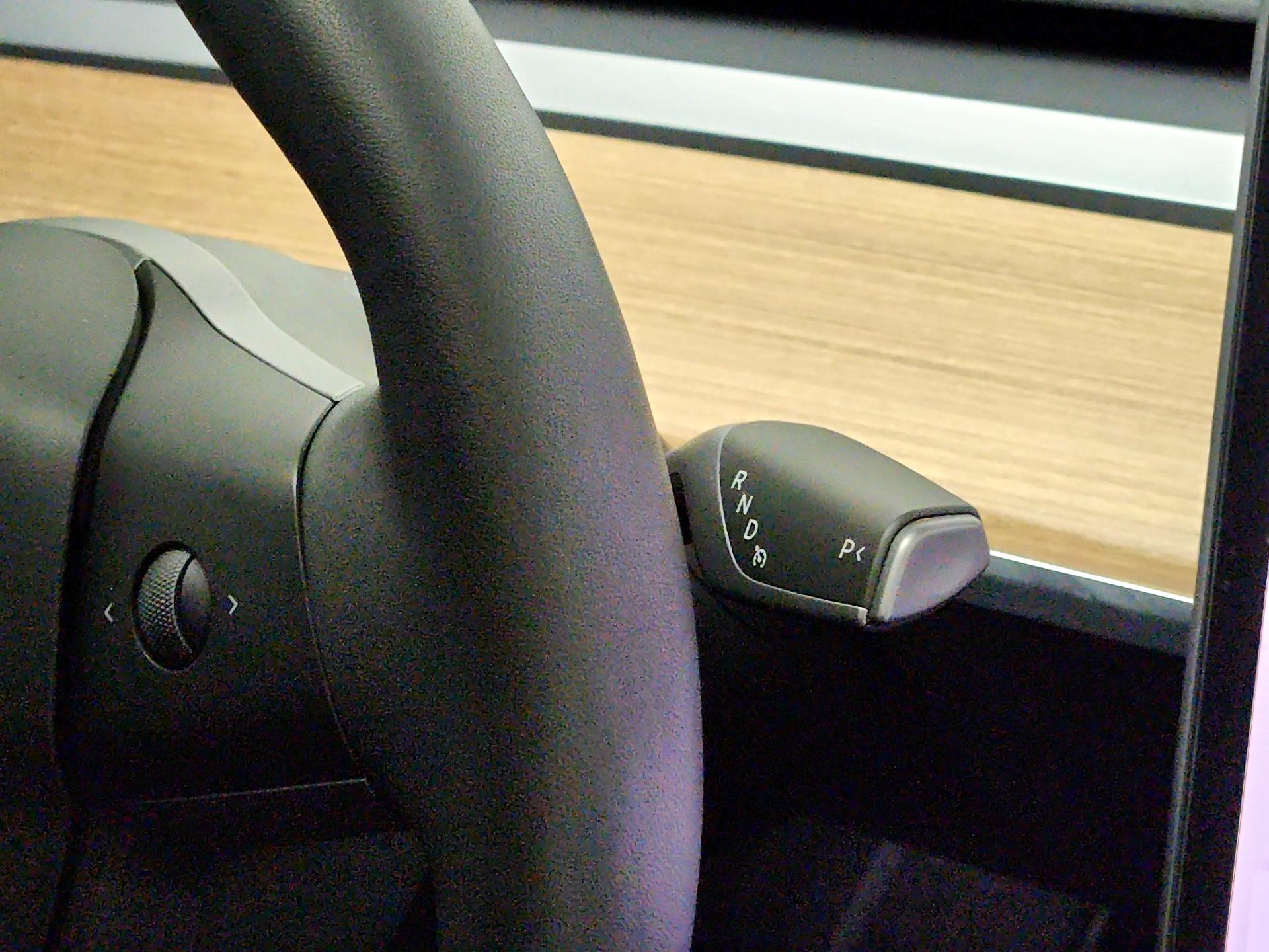 Thumbnail: 2025 Tesla Model Y - 17