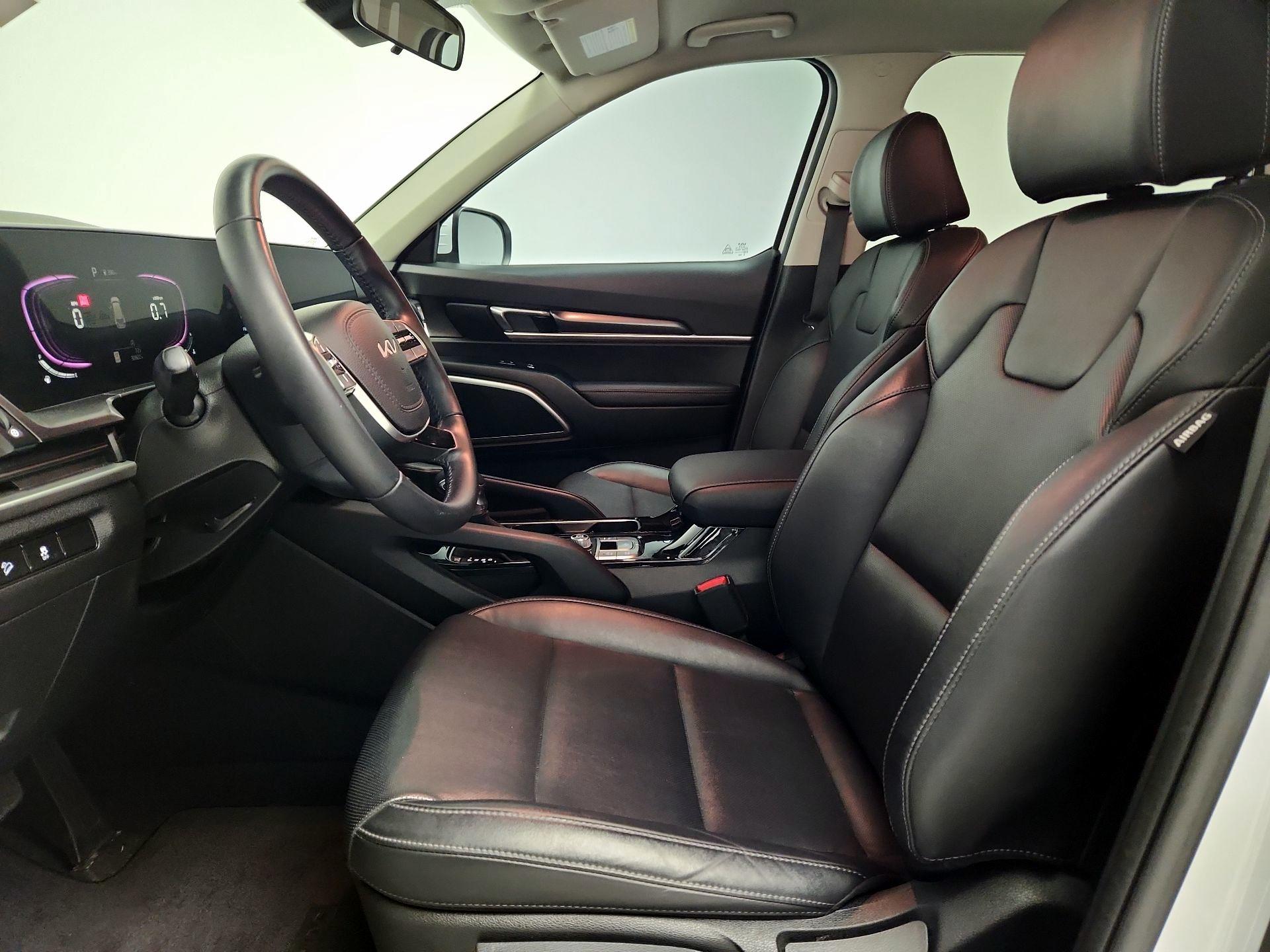 Thumbnail: 2023 Kia Telluride - 11