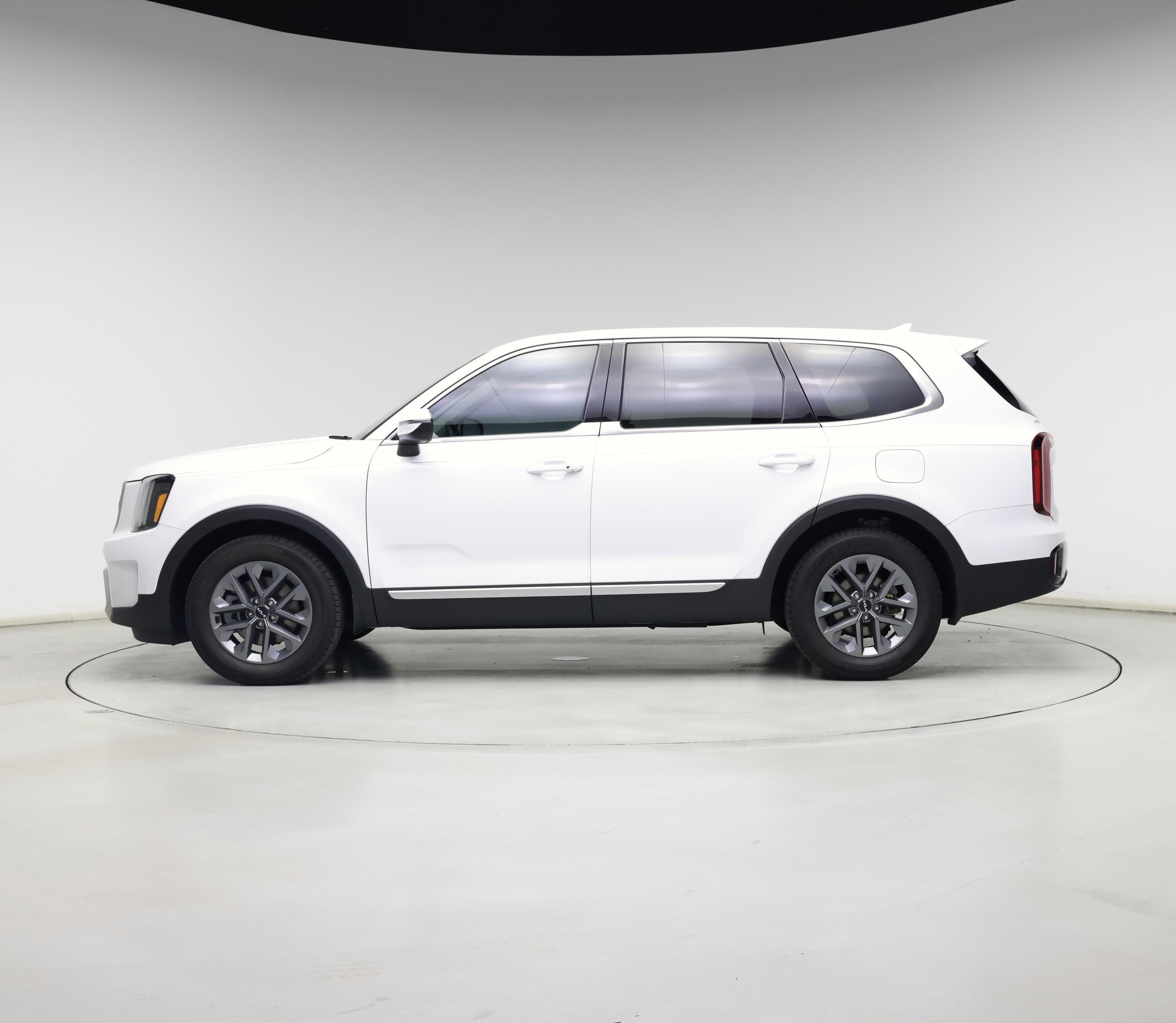 Thumbnail: 2023 Kia Telluride - 3
