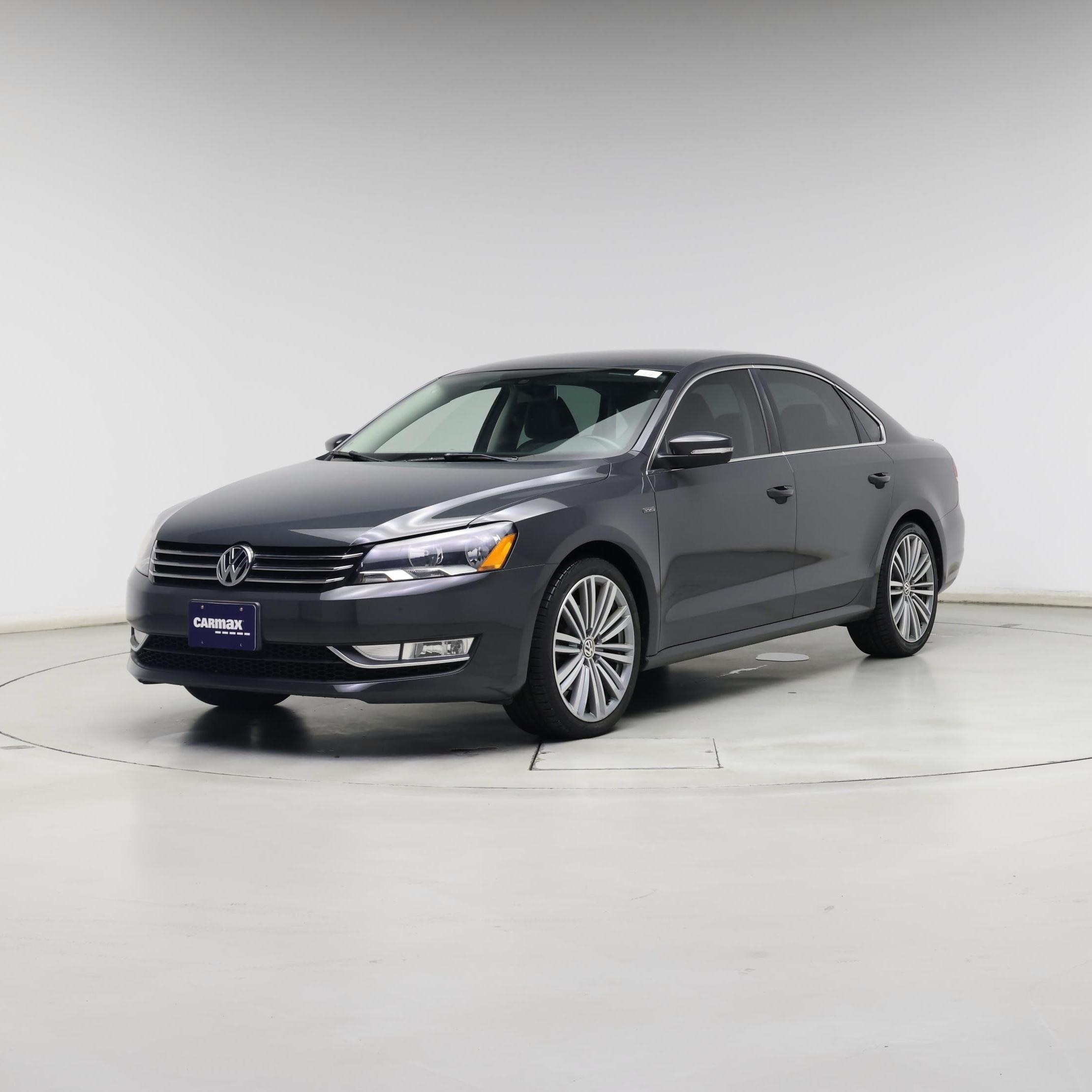 Thumbnail: 2015 Volkswagen Passat - 4