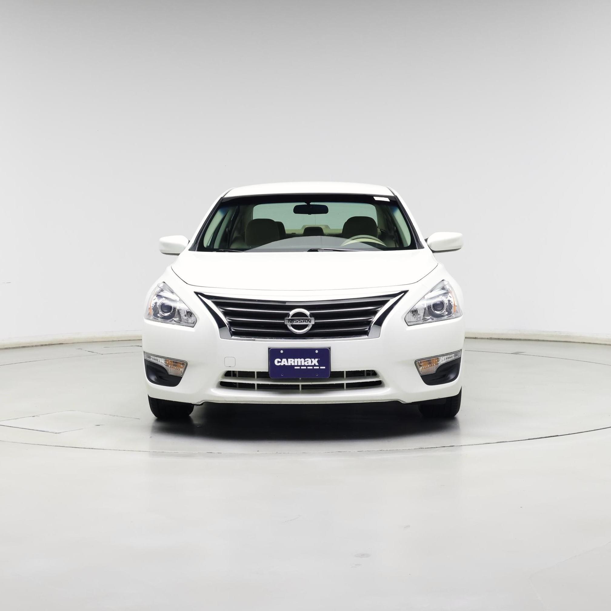 Thumbnail: 2015 Nissan Altima - 5