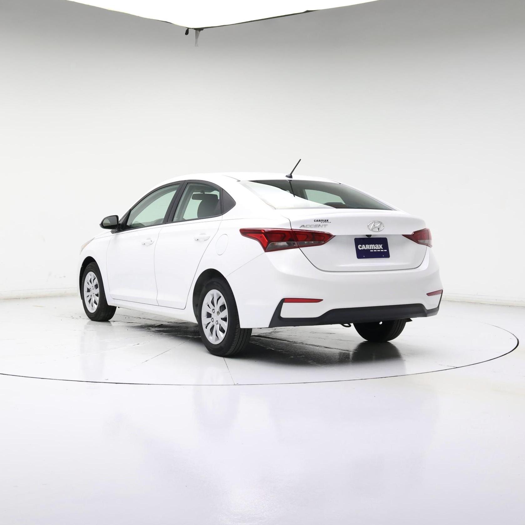 Thumbnail: 2022 Hyundai Accent - 2