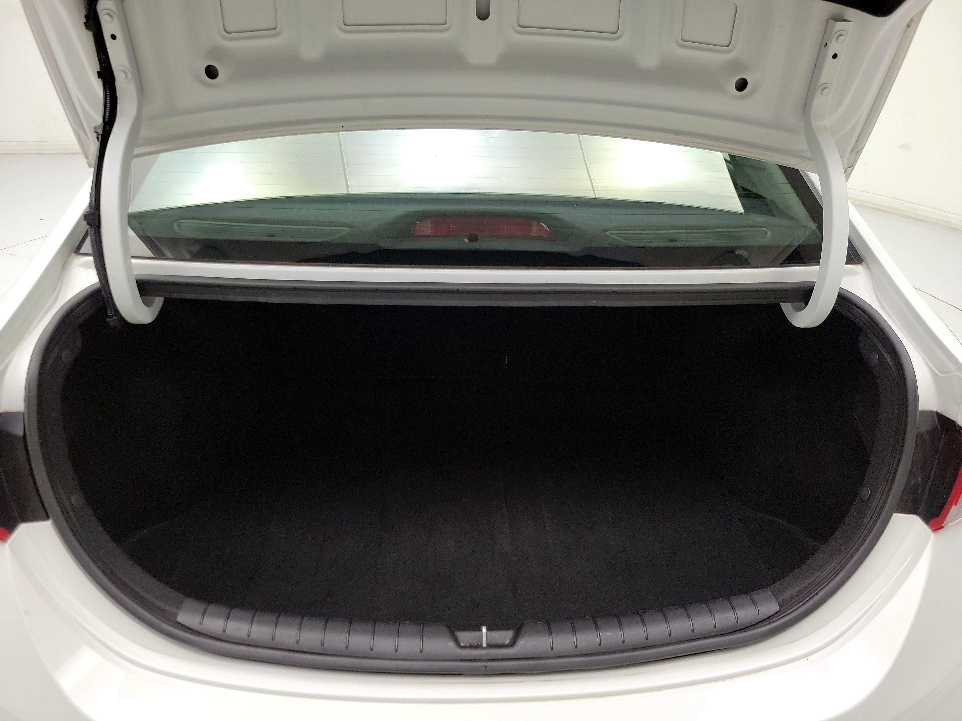 Thumbnail: 2022 Hyundai Accent - 20