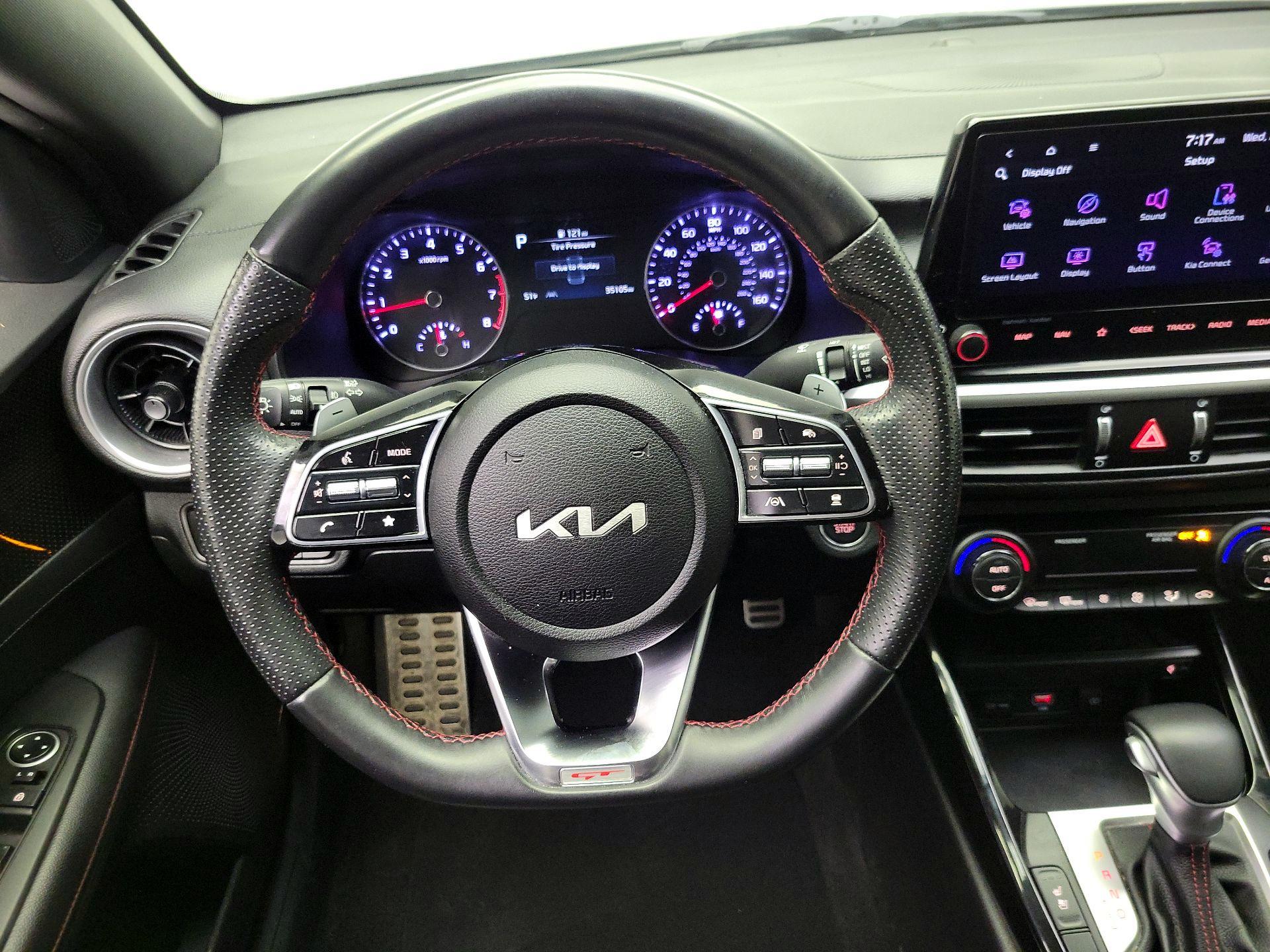 Thumbnail: 2023 Kia Forte - 10