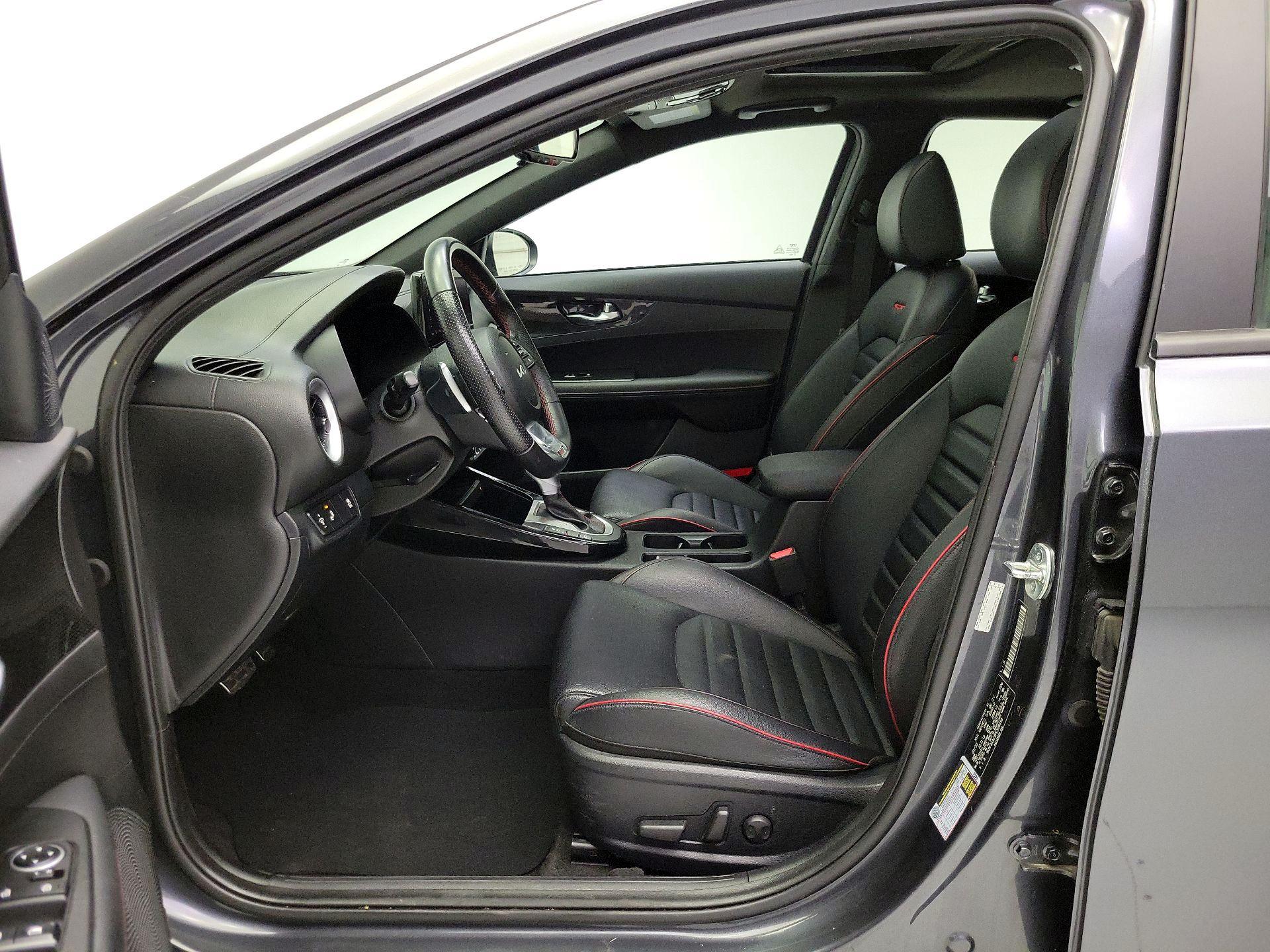 Thumbnail: 2023 Kia Forte - 11