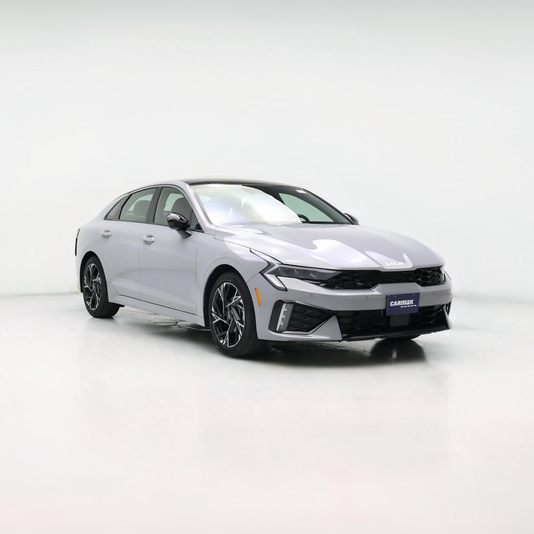 Thumbnail: 2025 Kia K5 - 1