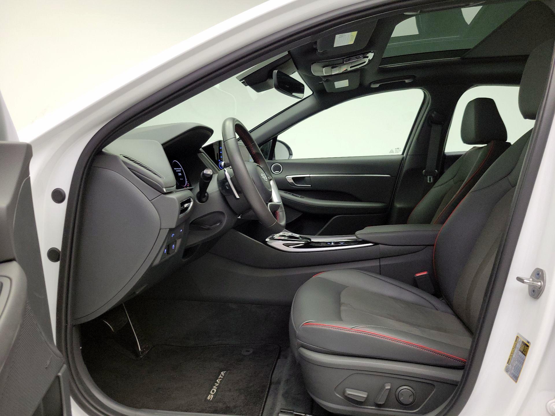 Thumbnail: 2023 Hyundai Sonata - 11