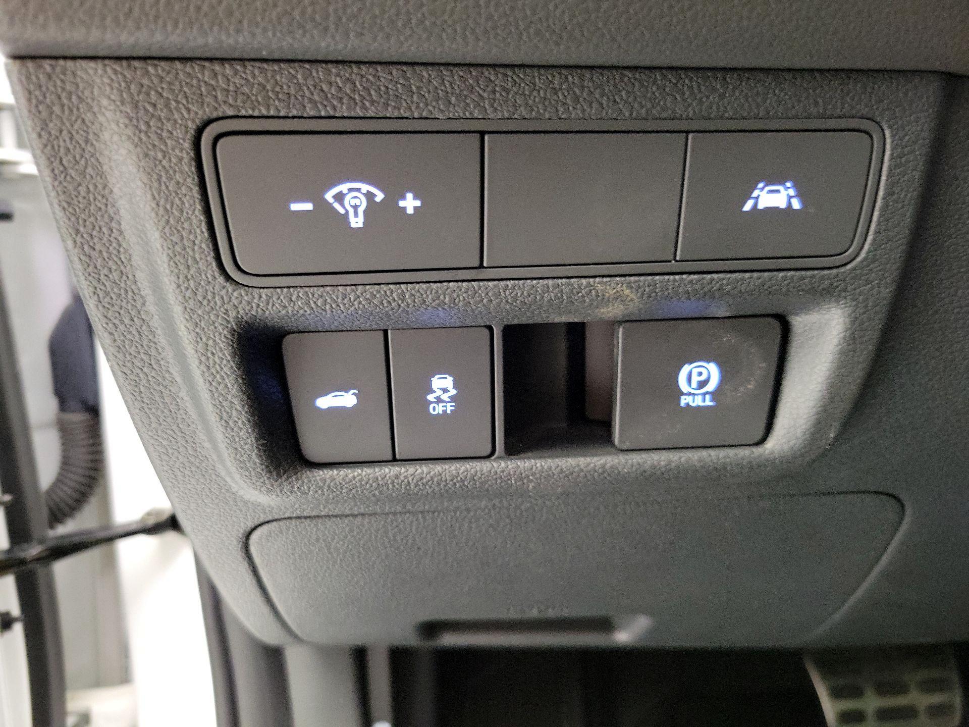 Thumbnail: 2023 Hyundai Sonata - 13