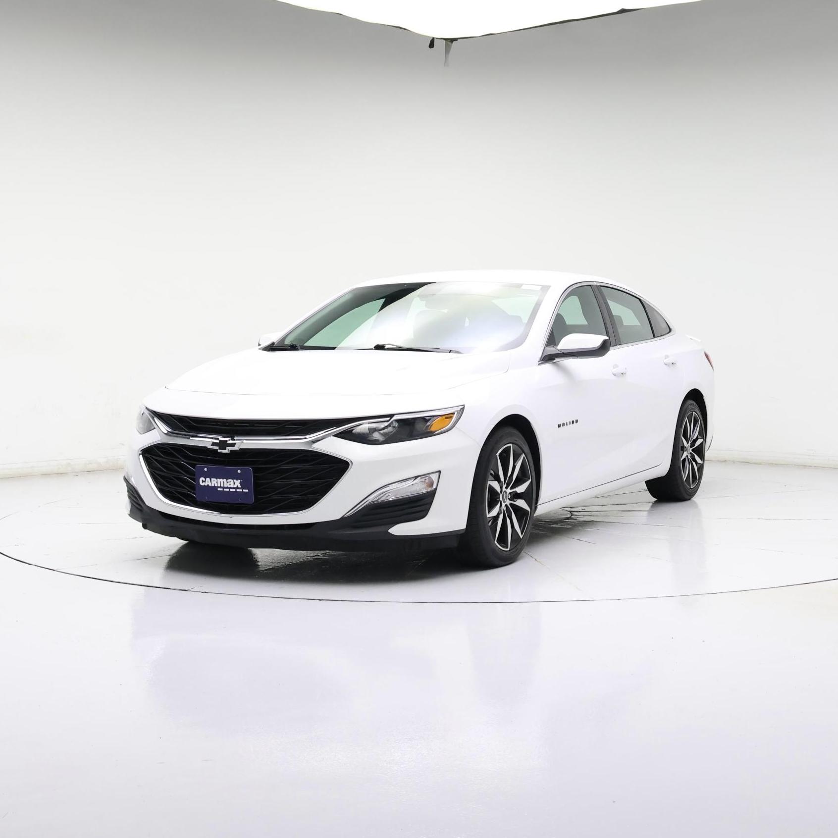 Thumbnail: 2020 Chevrolet Malibu - 4