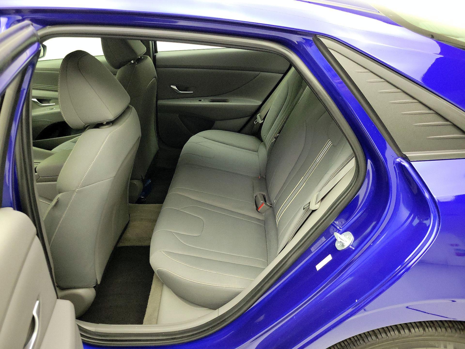 Thumbnail: 2023 Hyundai Elantra - 20